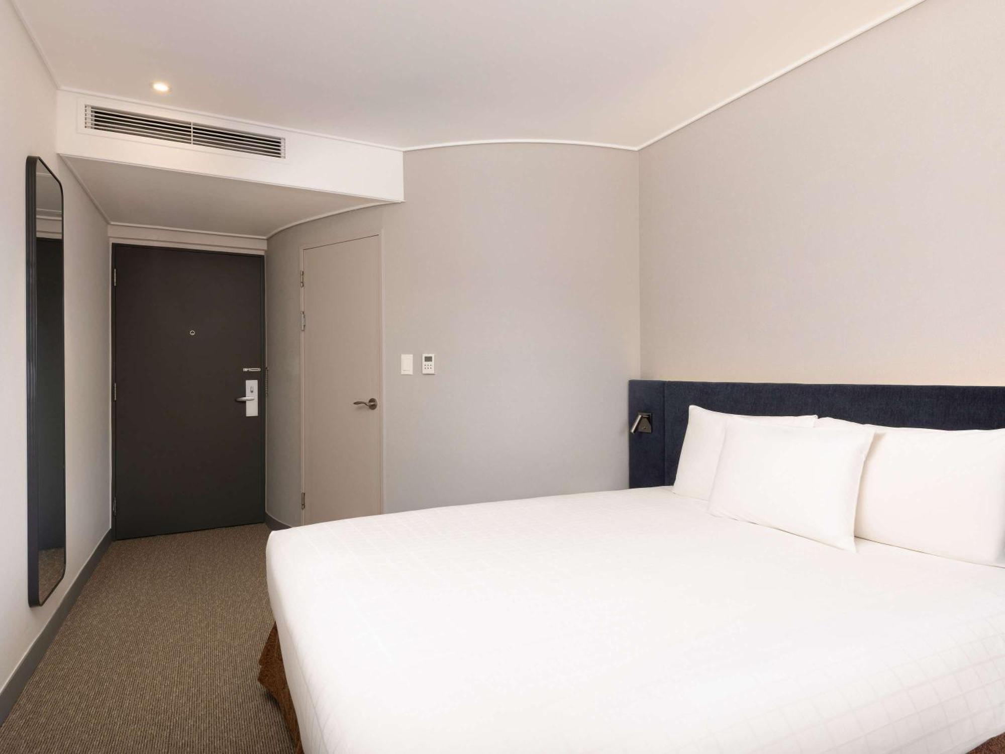 Ibis Ambassador Insadong Hotel