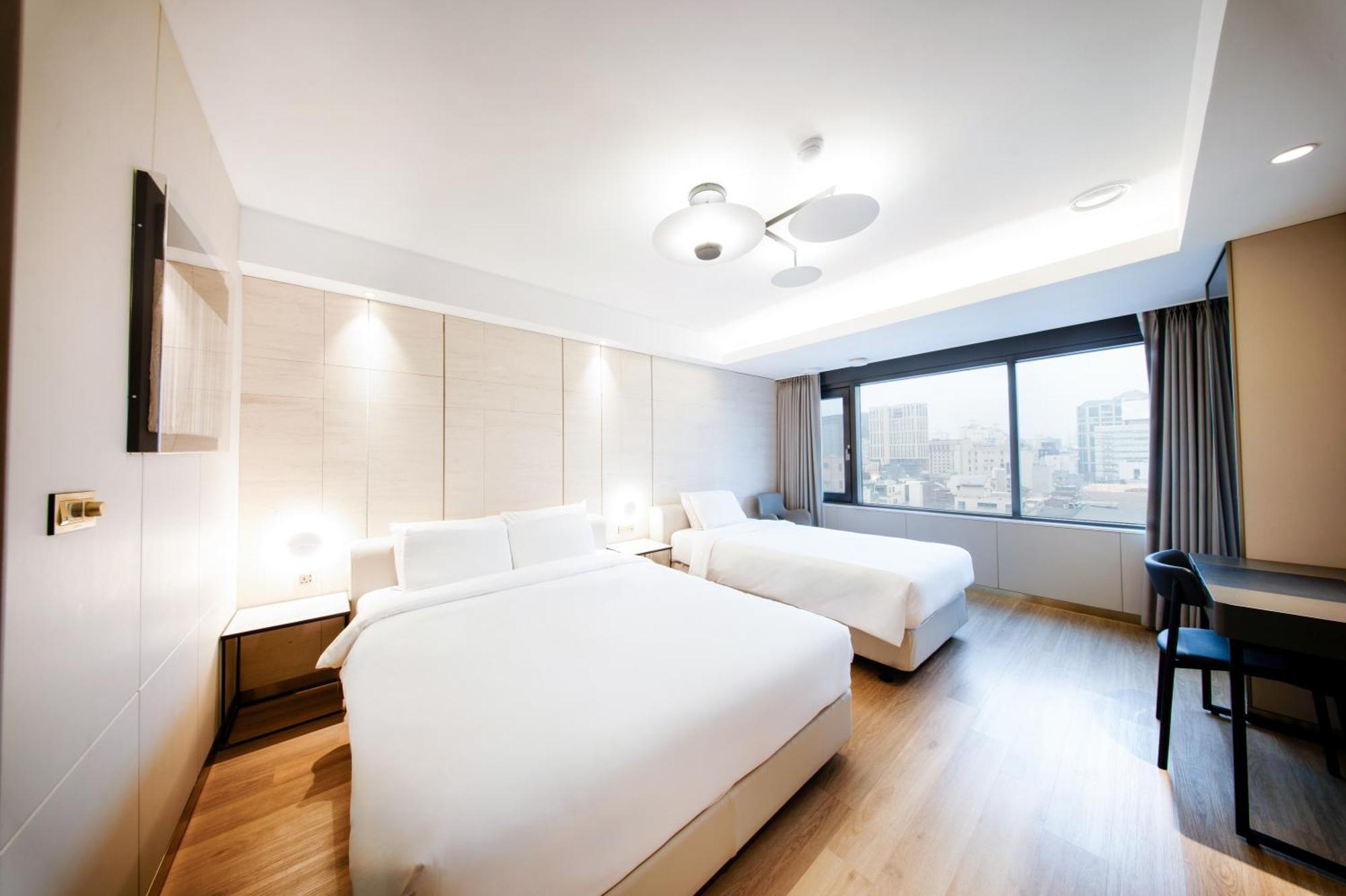 Hotel Eliena Gangnam 4*
