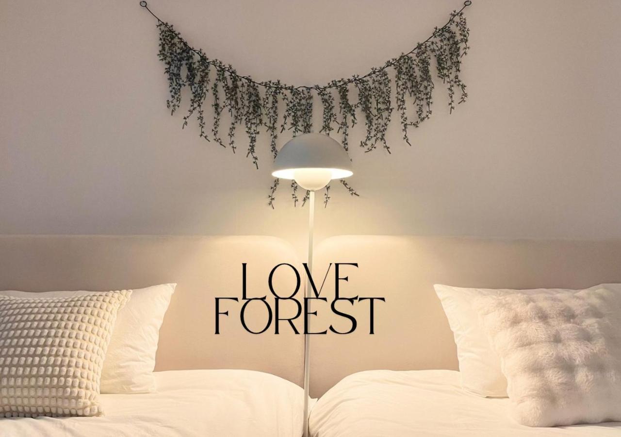 A Low-rise Family Bed For 4 People, Healing Stay, Forest *