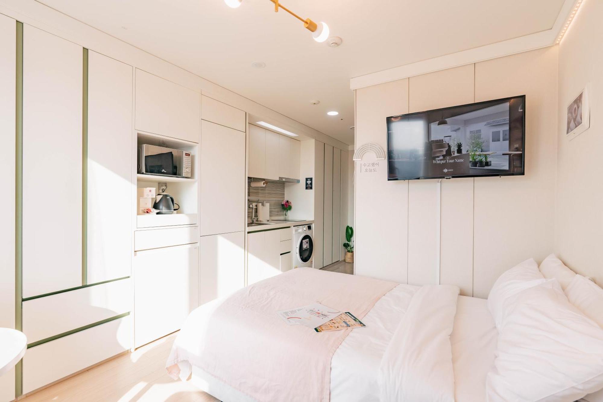 Centralviewsuite Residence, Myeong-dong Apartment *