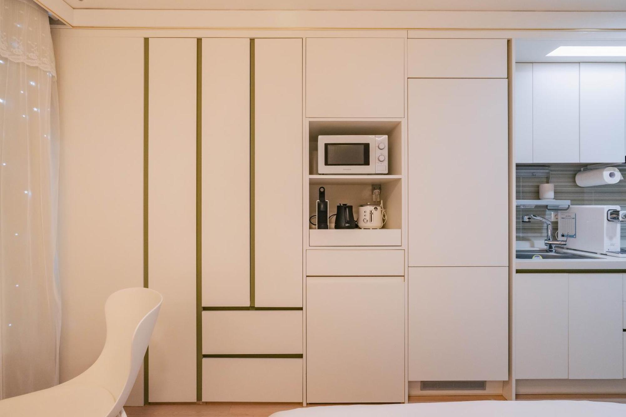 Centralviewsuite Residence, Myeong-dong Apartment *