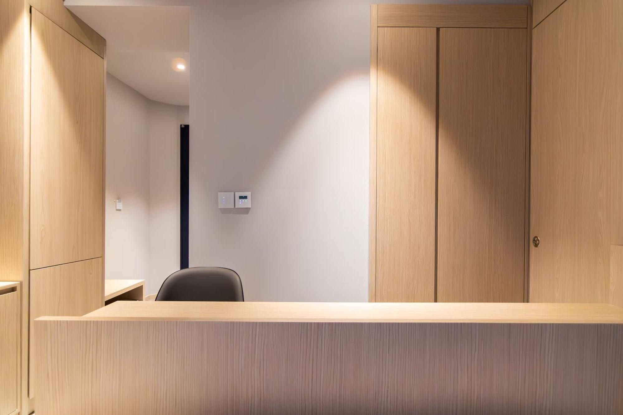 Homes Red Myeongdong 4*