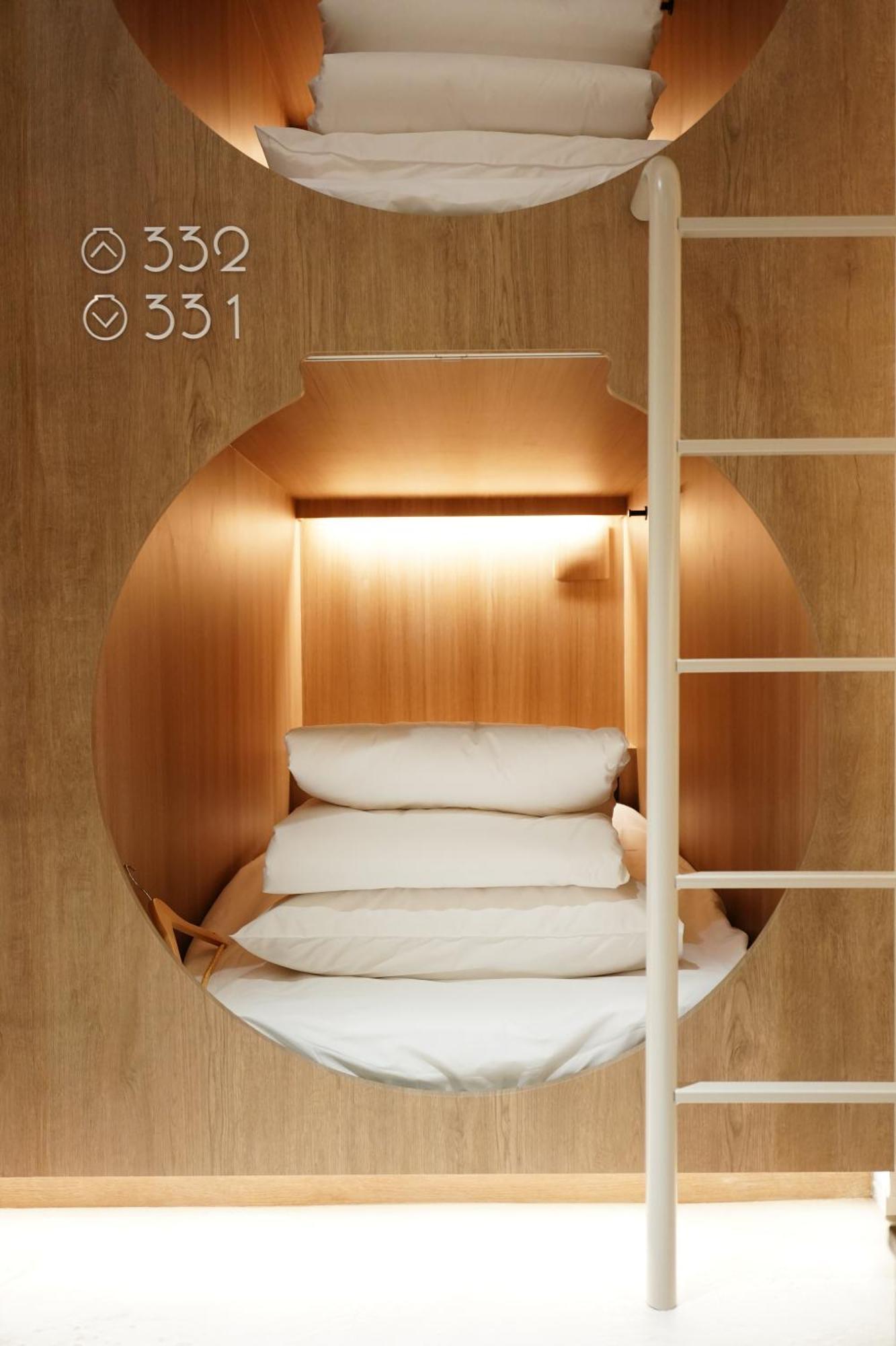 D A L Premium Capsule Hotel-woman Only Capsule hotel *