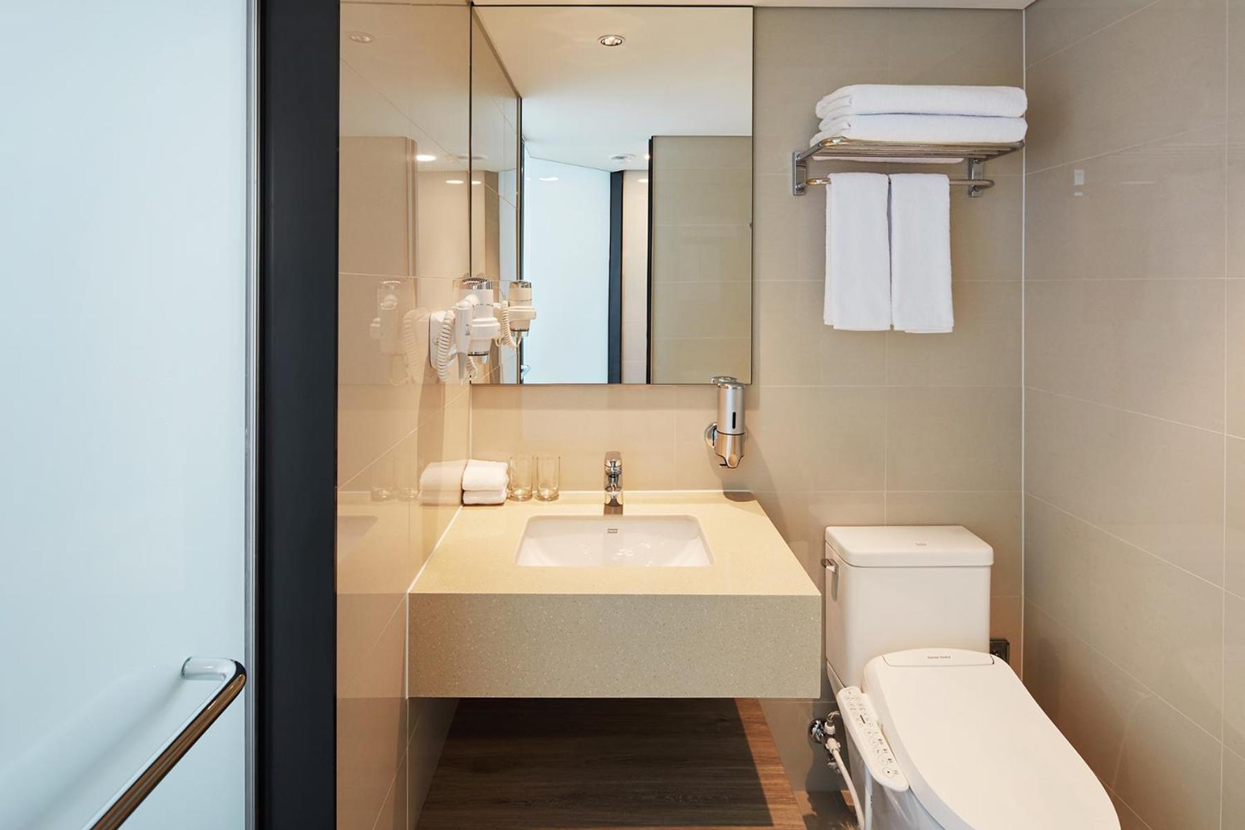 Express Hongdae By Ihg Seoul