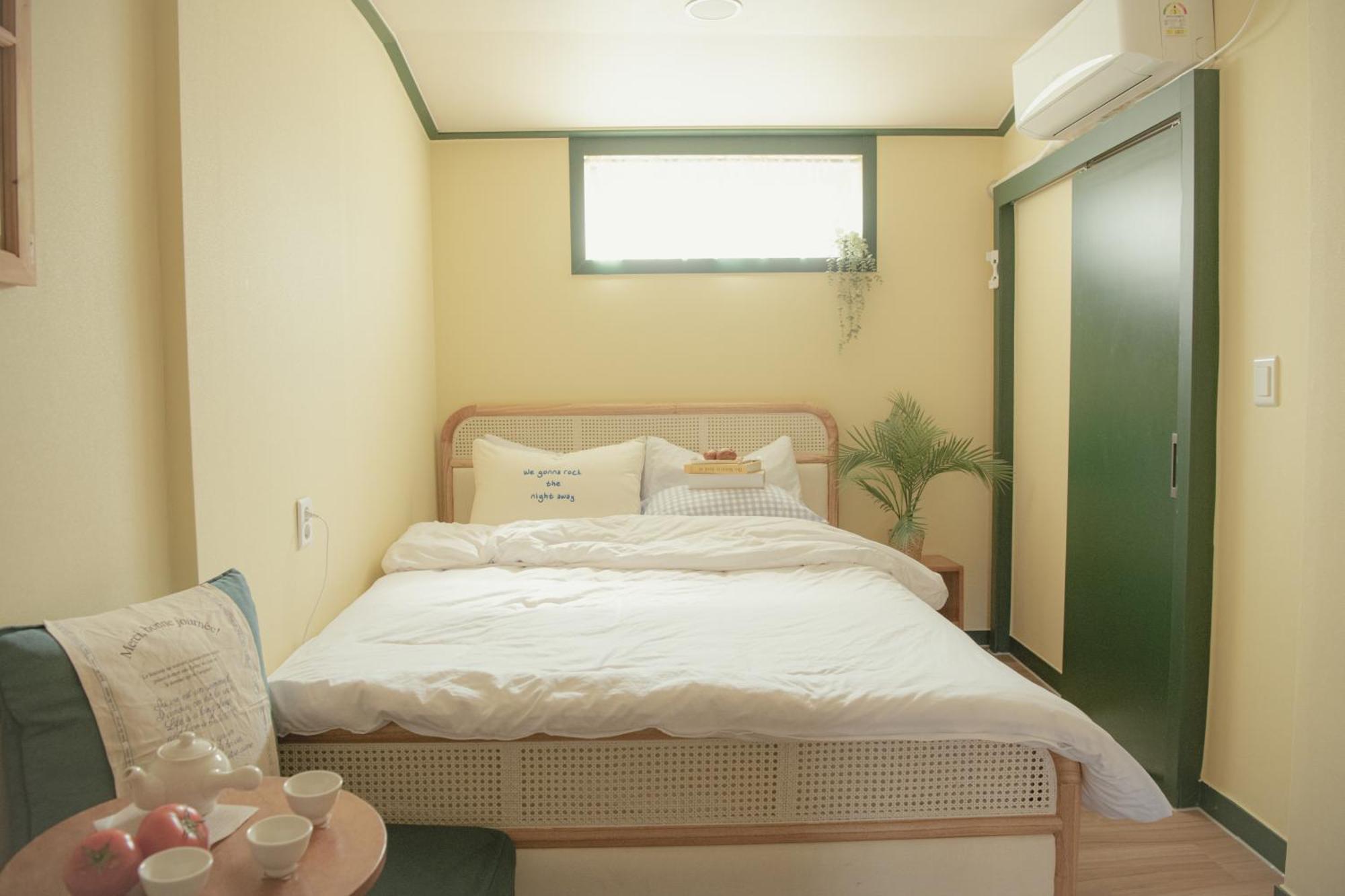 Romantic Rooftop-house Seoul