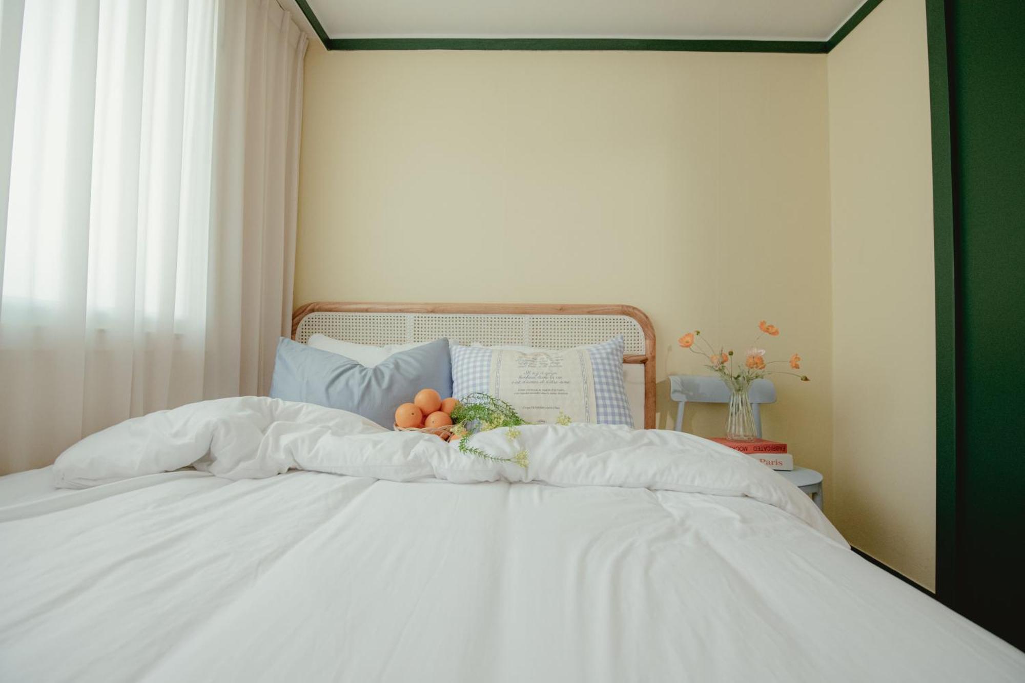 Apartment Romantic Rooftop-house Seoul