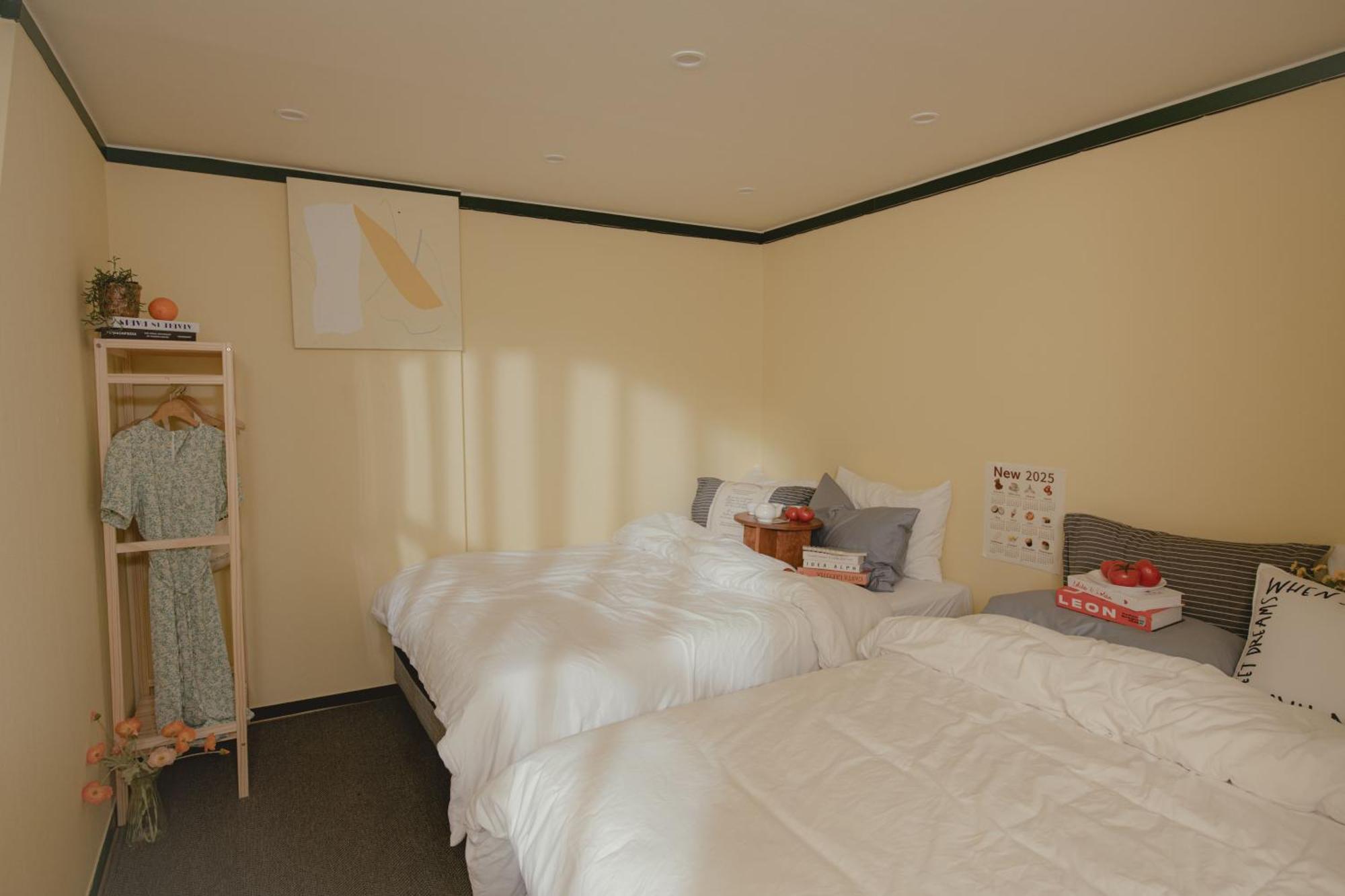 Apartment Hongik Univ Station Romantic Rooftop-house *