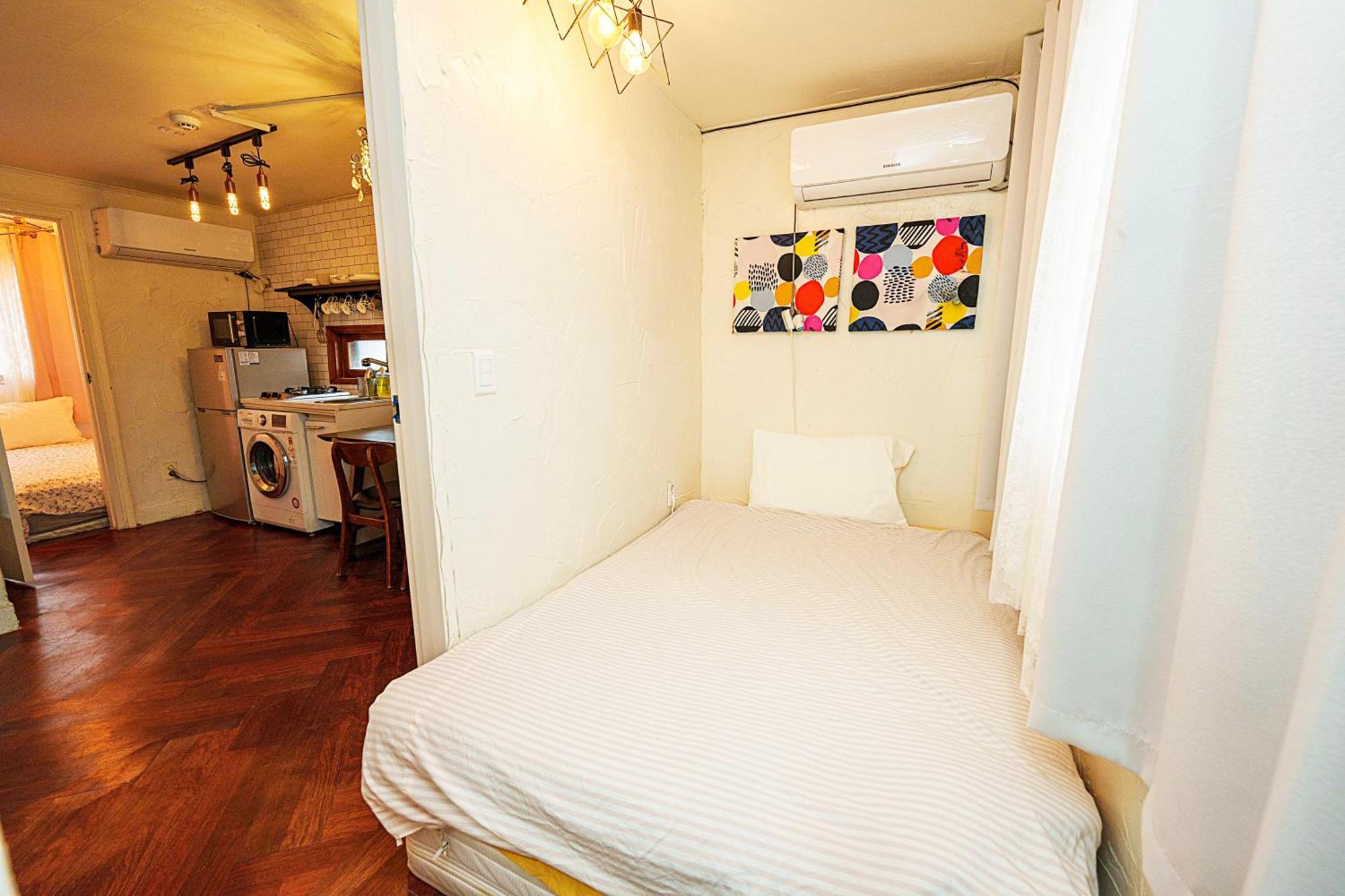 3-gu&anne House Hongdae 6room & 4bath House * Seul