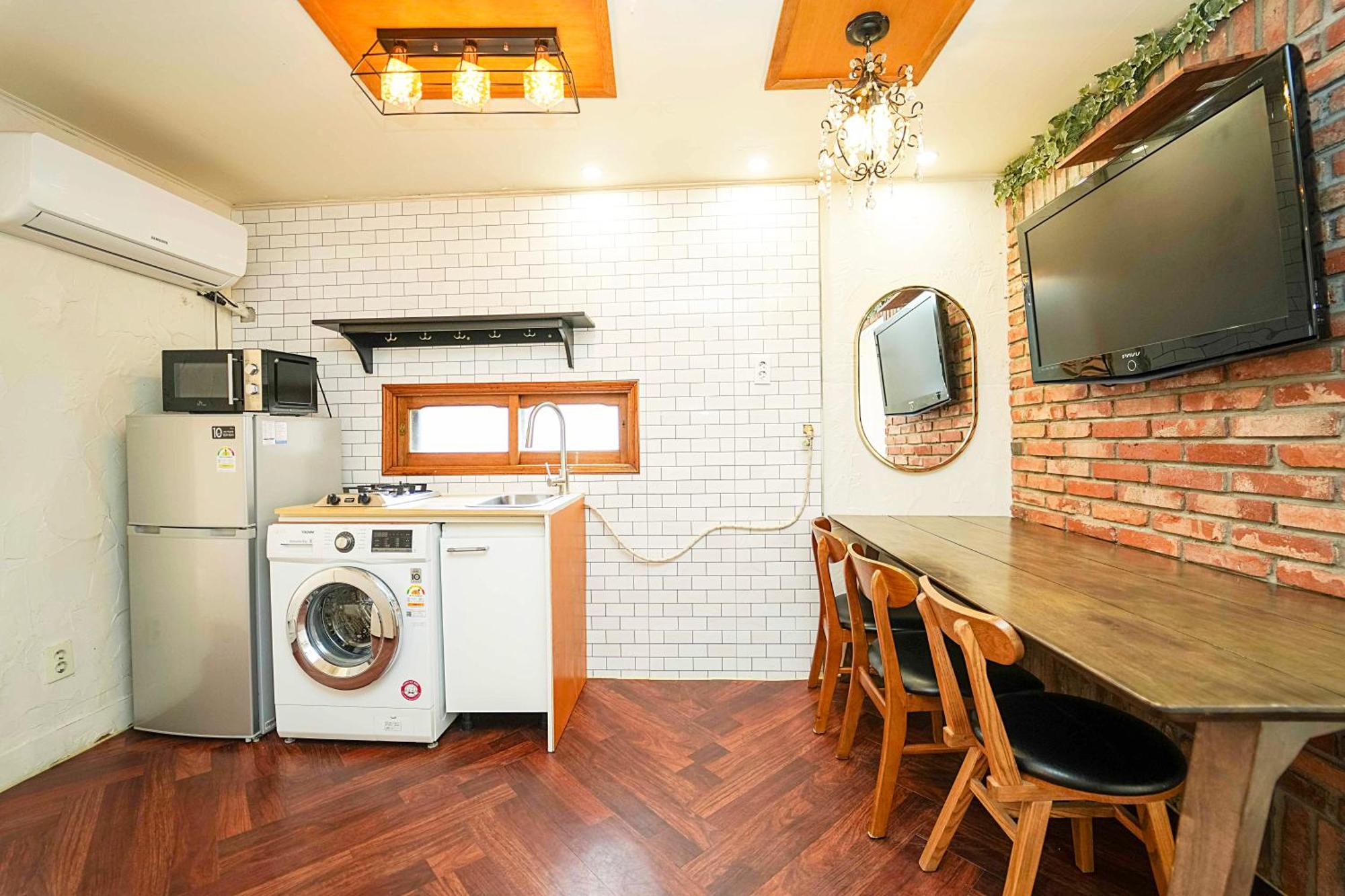 Apartamento 3-gu&anne House Hongdae 6room & 4bath House Seul