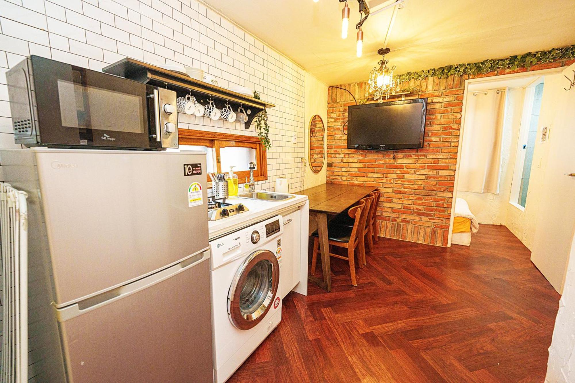 Apartamento 3-gu&anne House Hongdae 6room & 4bath House *
