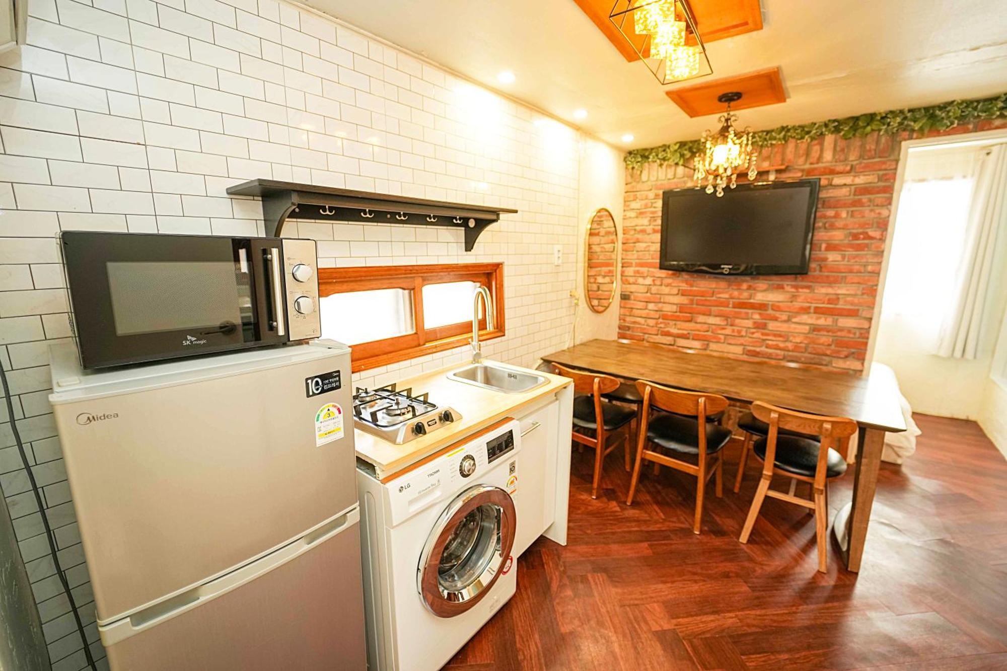 3-gu&anne House Hongdae 6room & 4bath House Apartamento