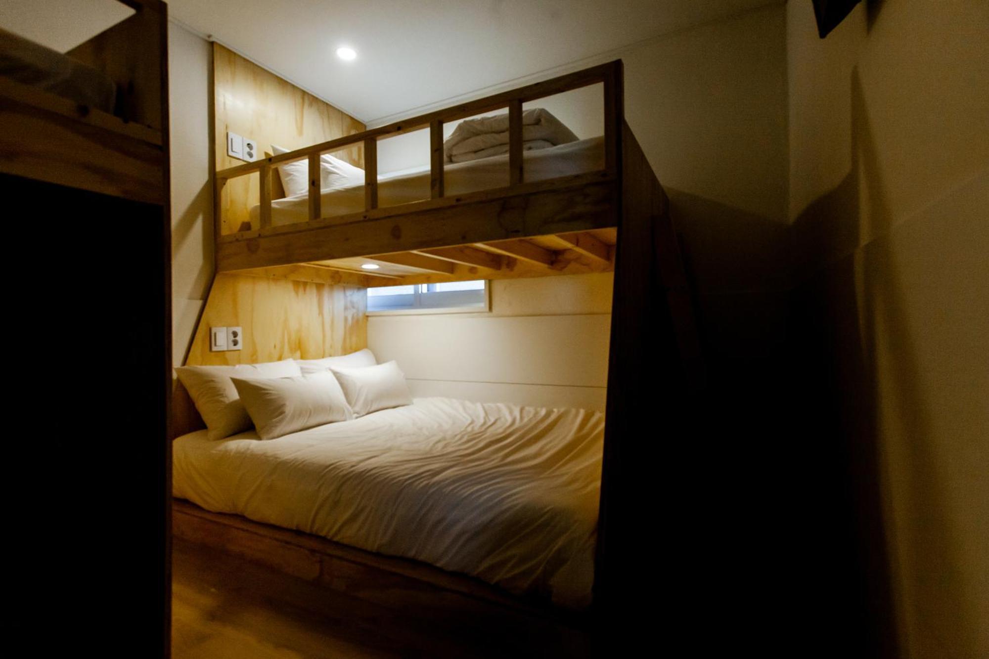 Hostel Step Myeongdong 1