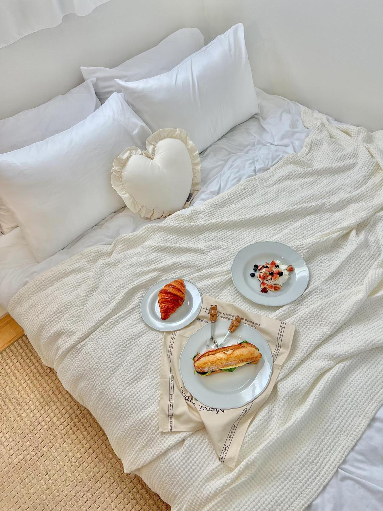 Hongdae Station 7min, Designer House Vila