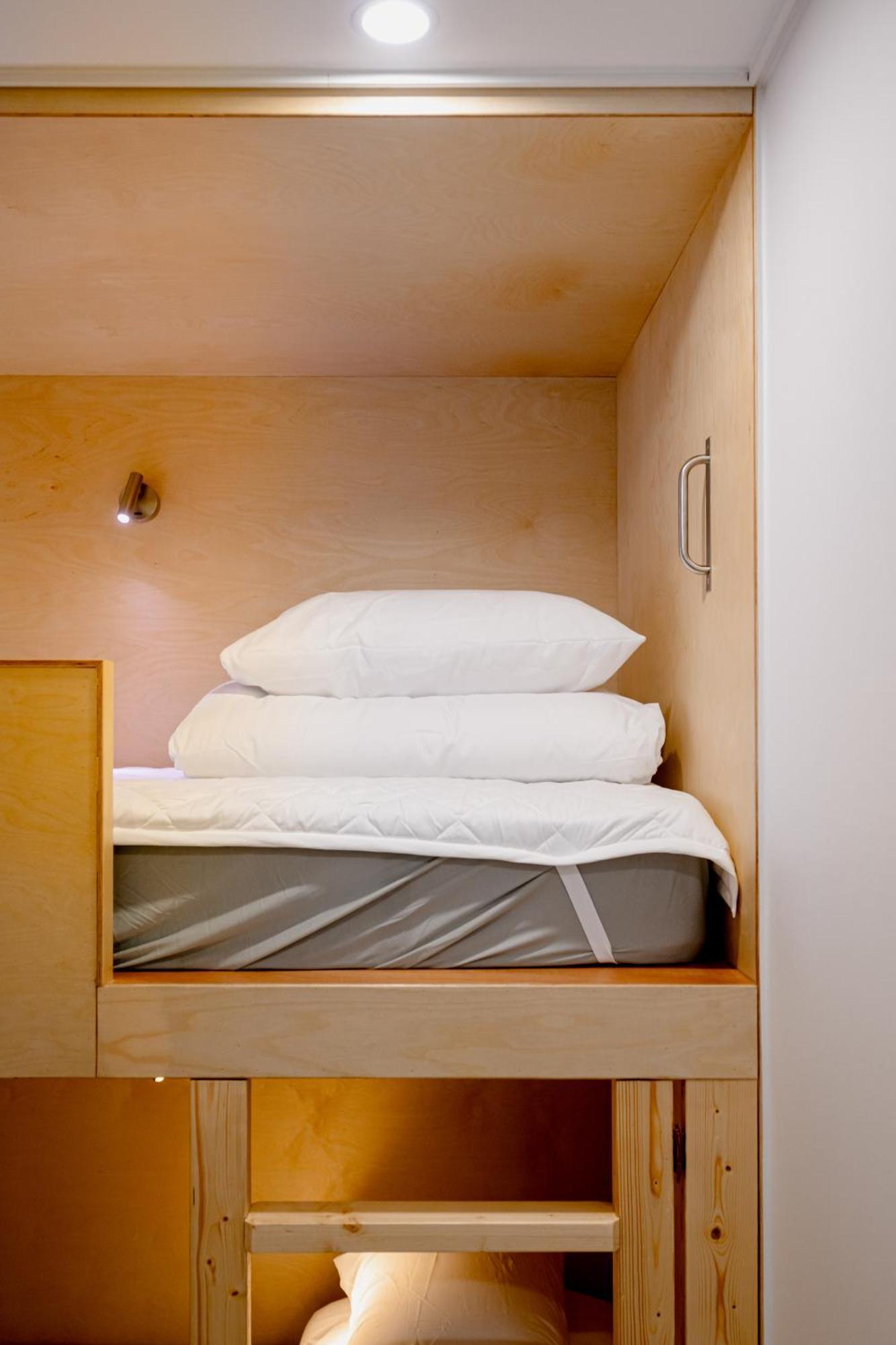 Ikseon Atelier Hostel