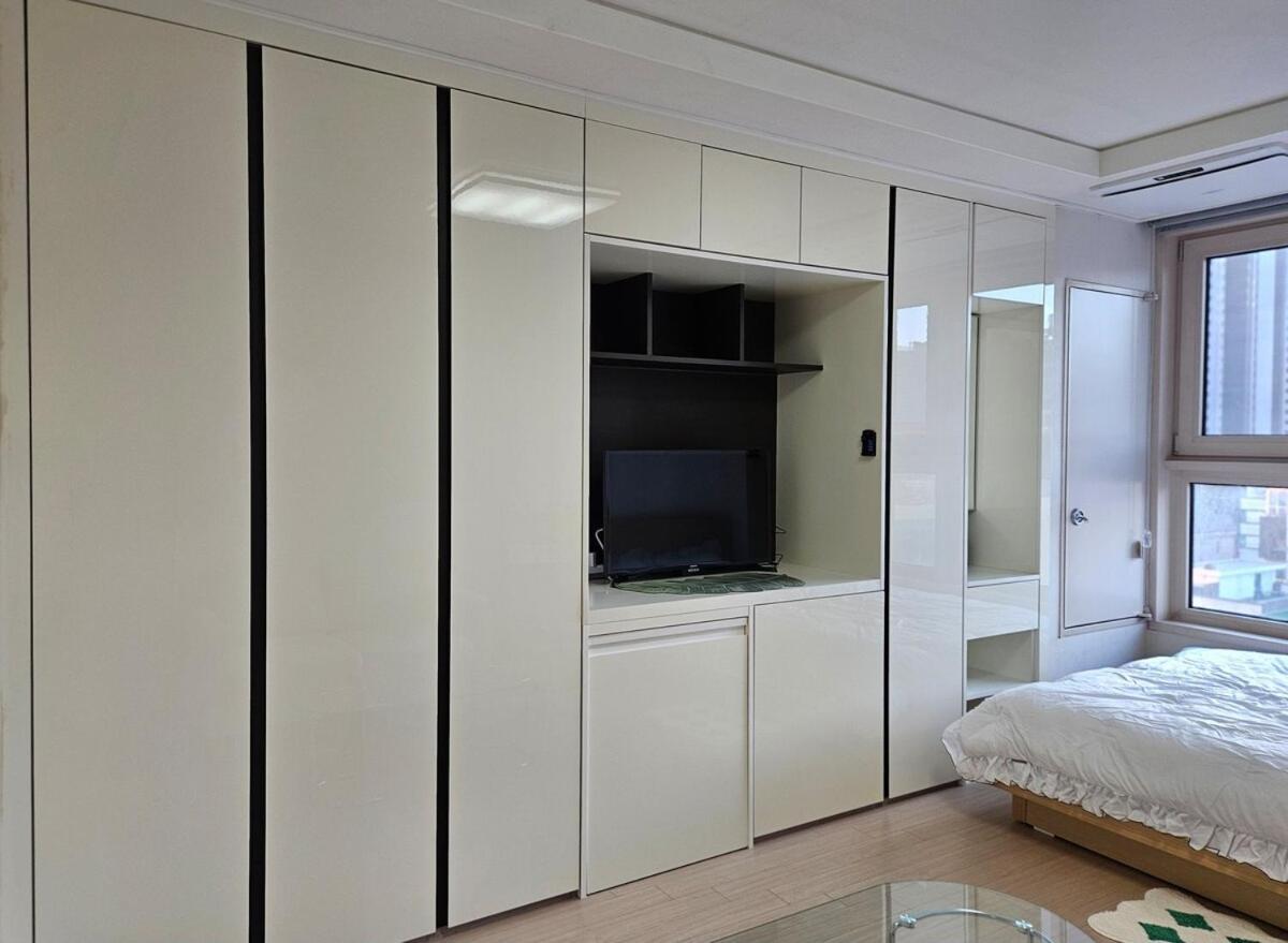 2503# Quiet Premium Stay# The Vogue Grande Retreat# All-new Furniture, Extra-large Bed# Sinnonhyeon 1min Apartment *