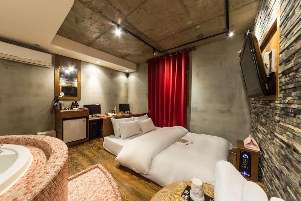 Yaja Yeongdeungpo motel Seoul