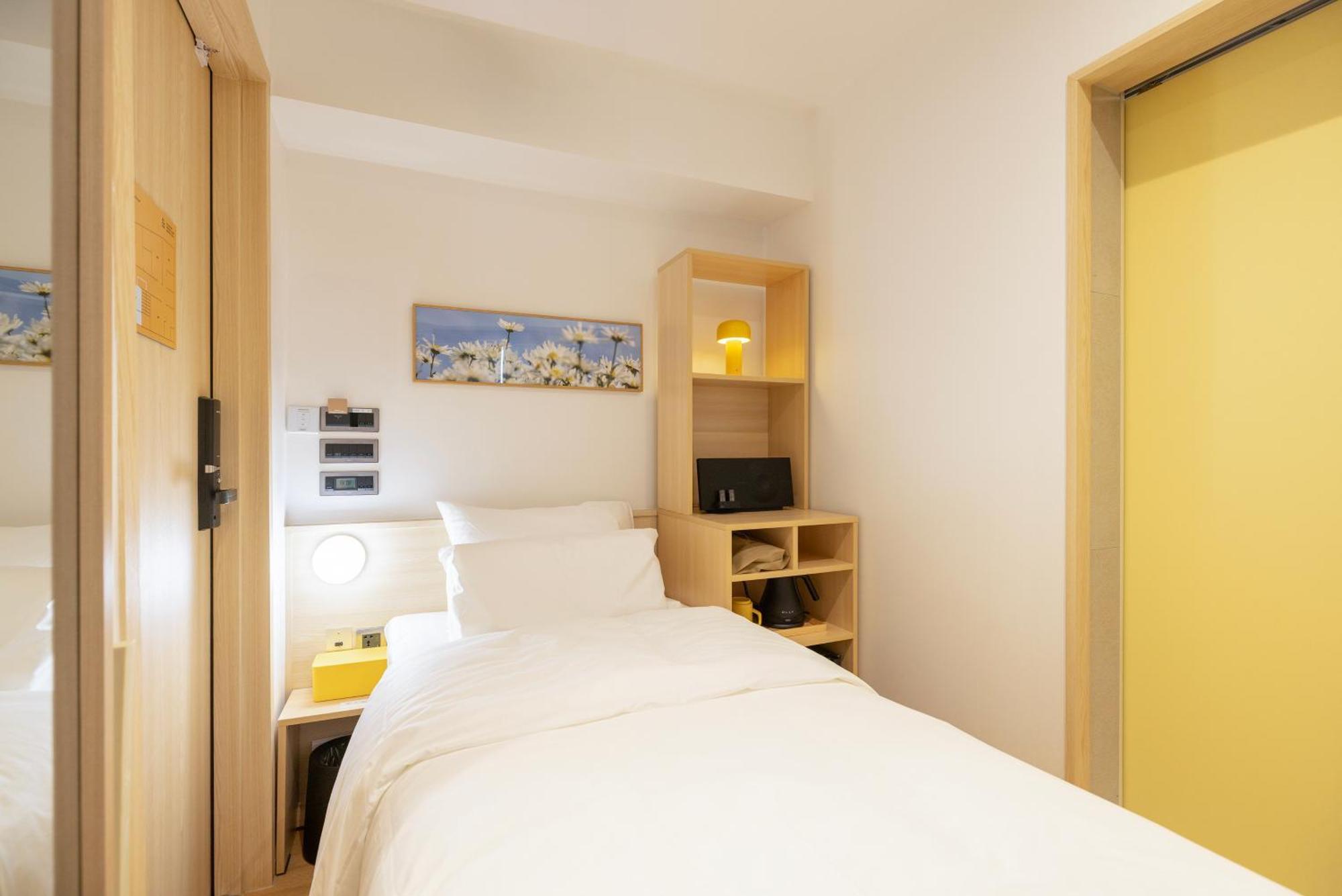 Hotel 2025 Renovated- Marguerite 2*