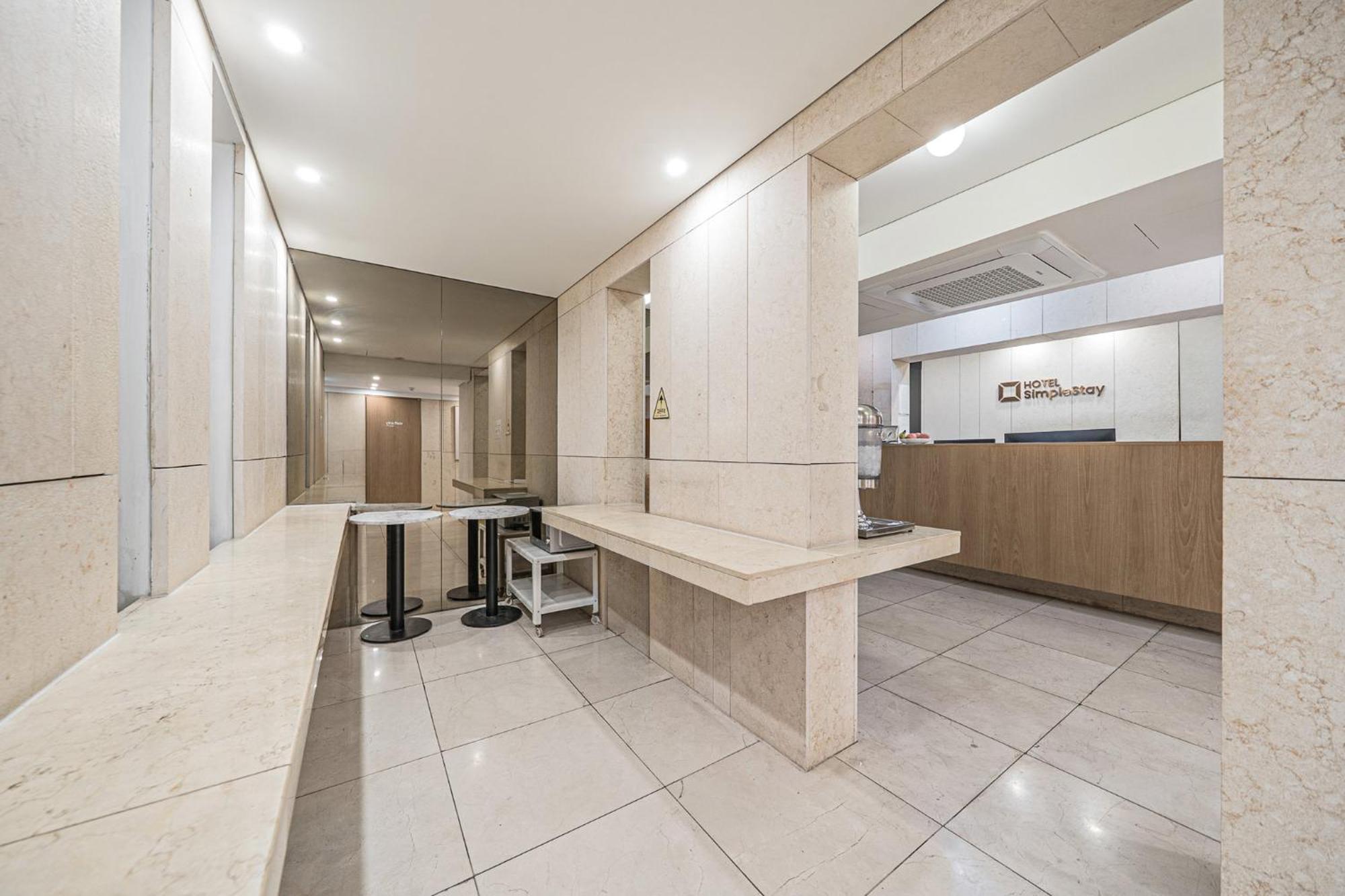 Simplestay In Jongno * Seoul