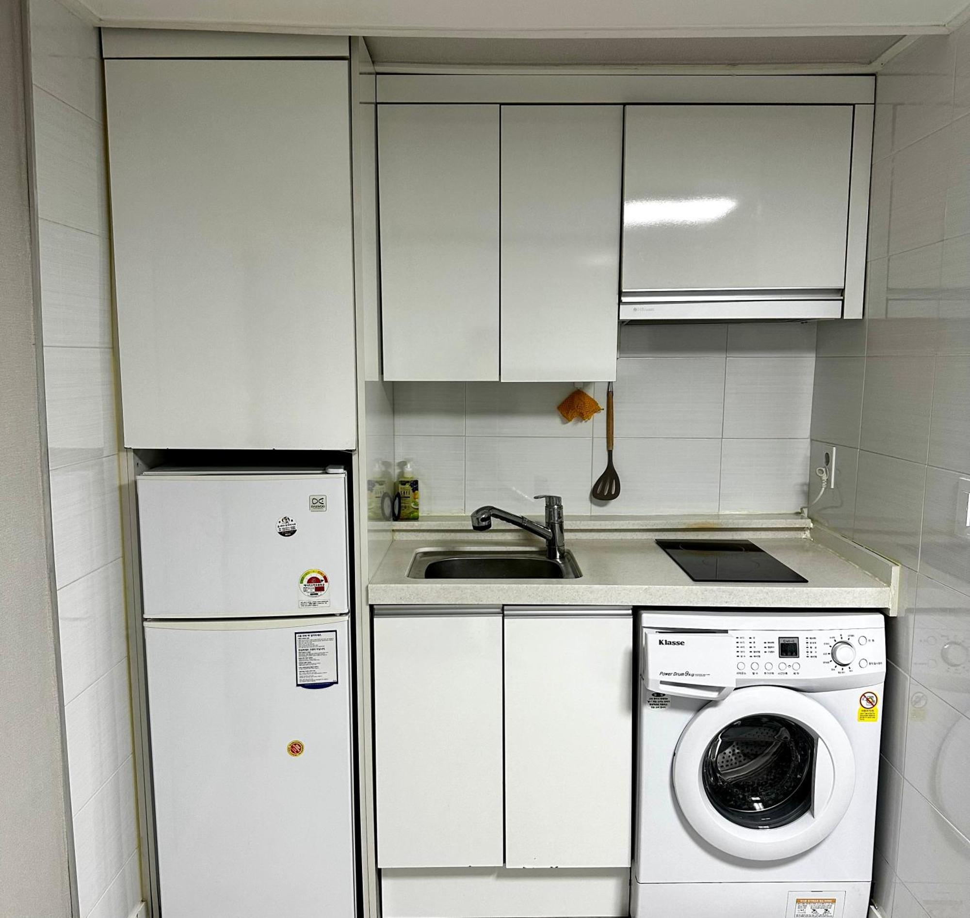 Apartment Affordable And Cozy Near Nakseongdae Station Seoul