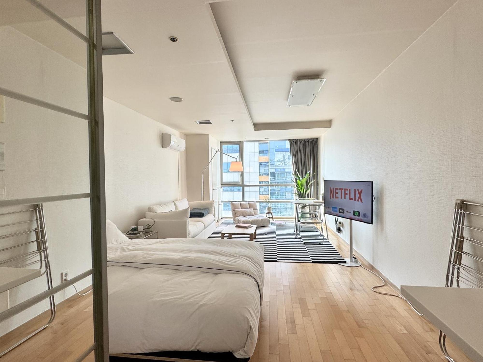 Gangnam Highrise 3 Min To Gangnam Station * Seoul