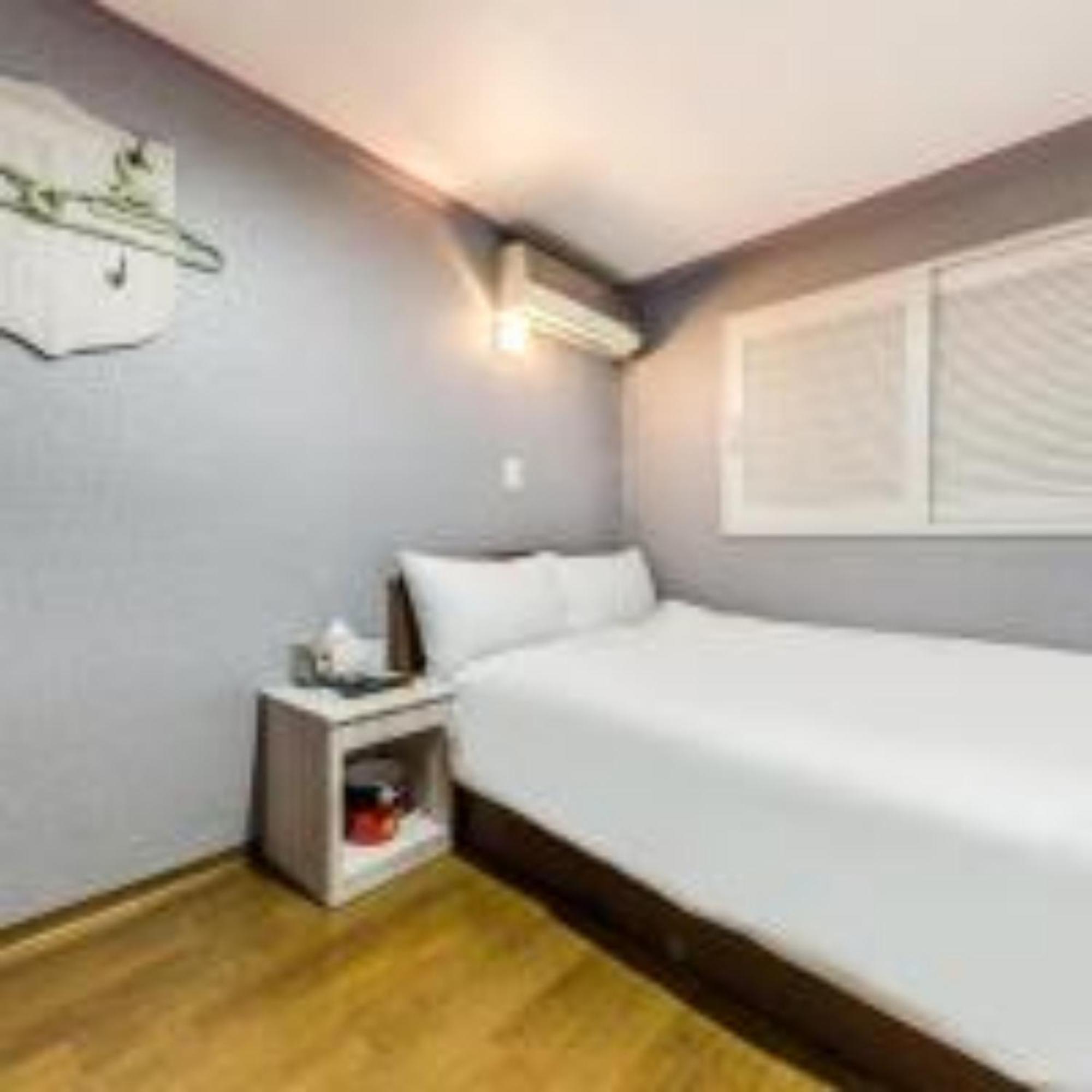 Hotel River Ks 2*