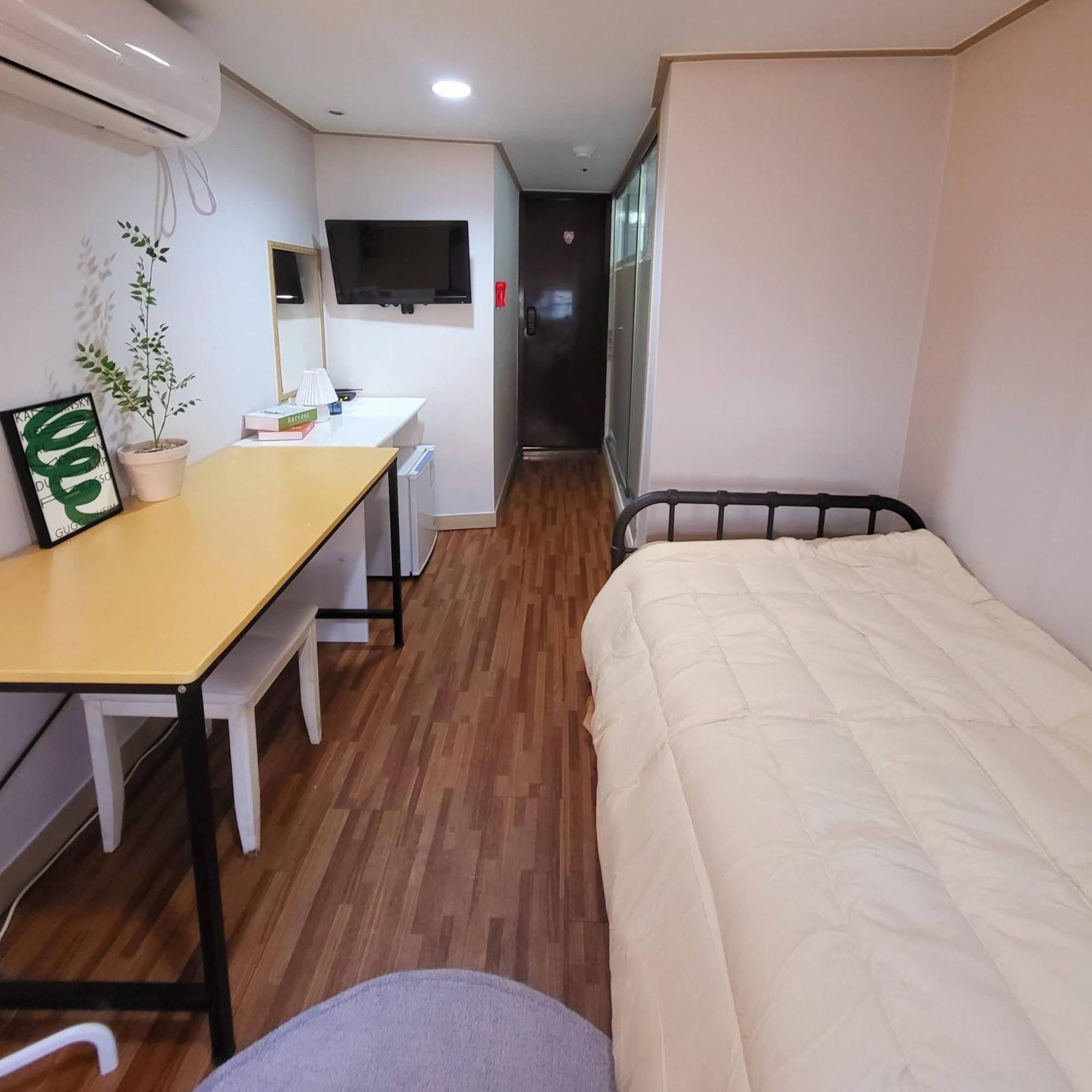 2u Hostel Seoul