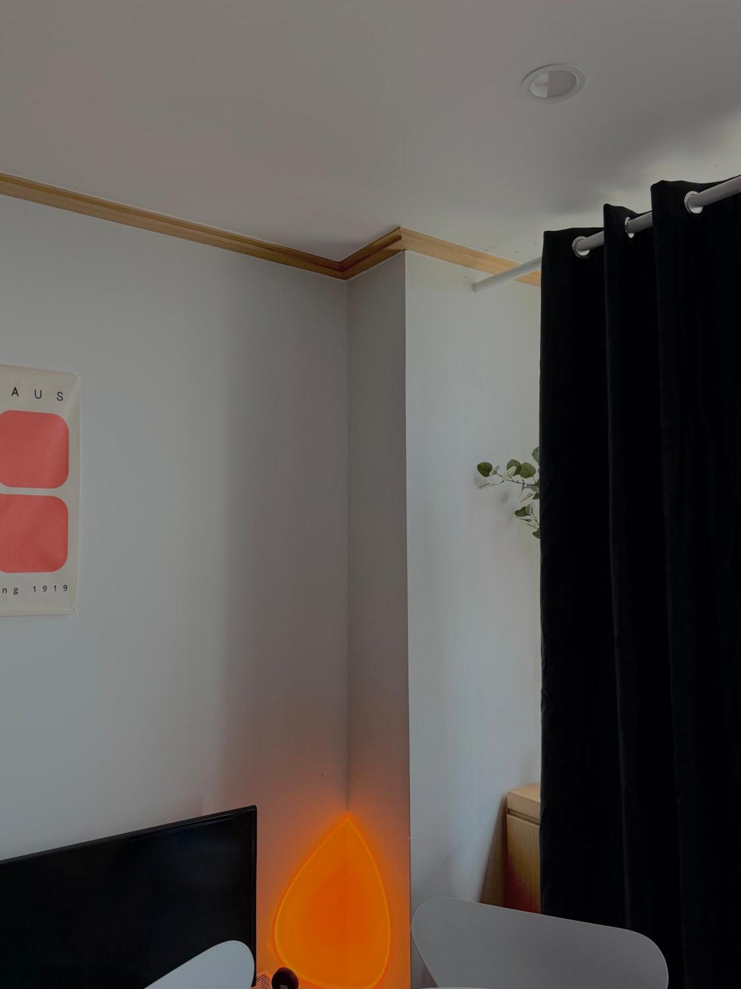 Apartment New, 1-minute Walk From Hongdae Entrance Station, Great Namsan Tower View *