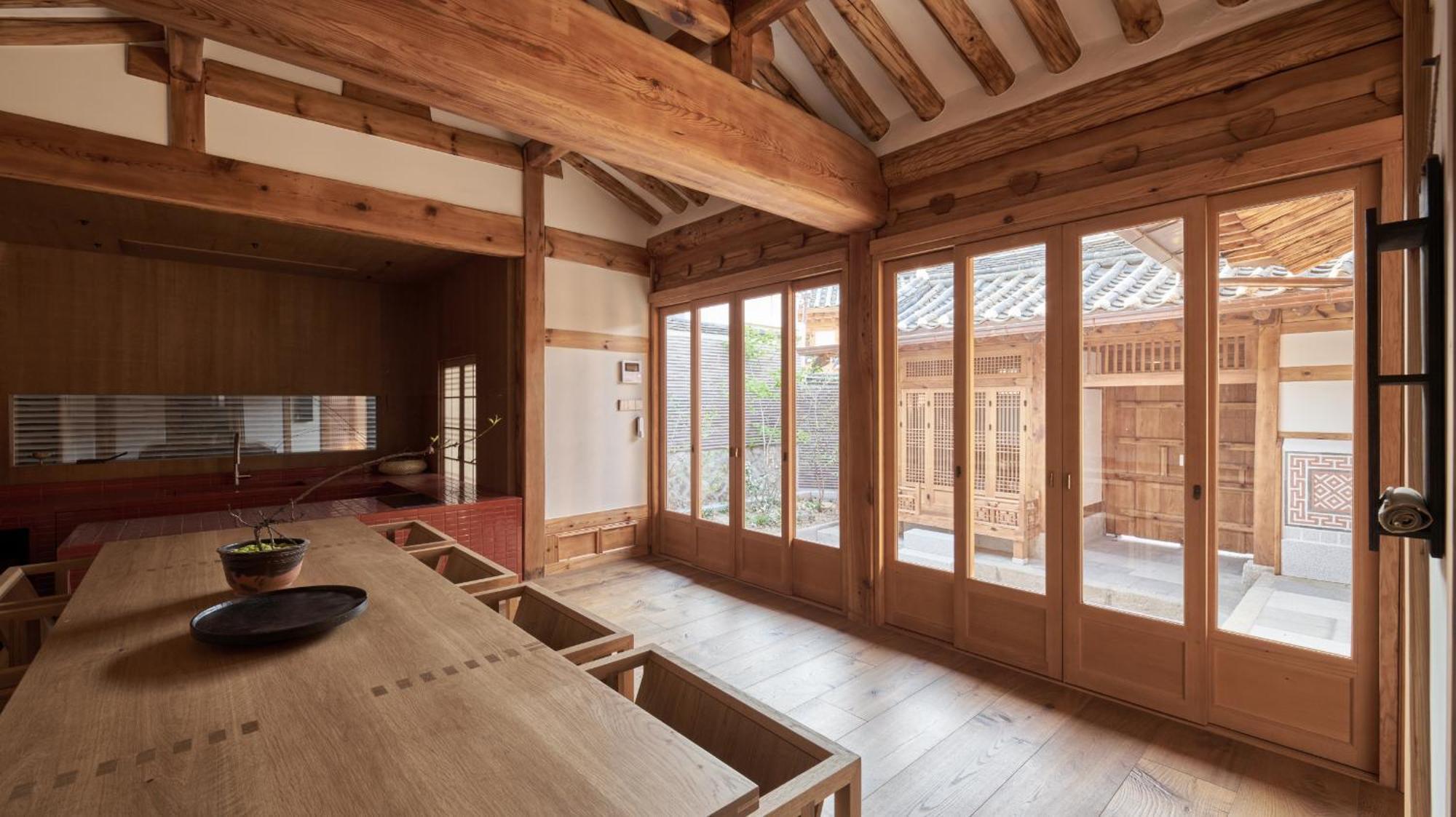 Nostalgia Hanok Hotel