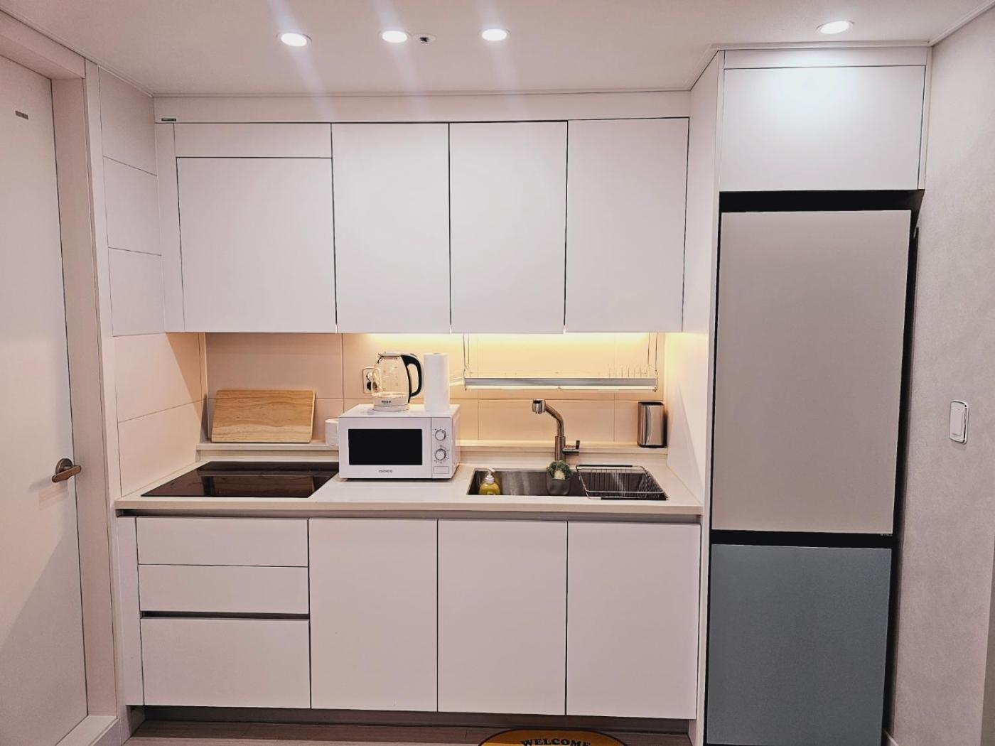Pousada Gamseong Mood House With Full Options, Two Rooms, Near Kkachisan Double Station *