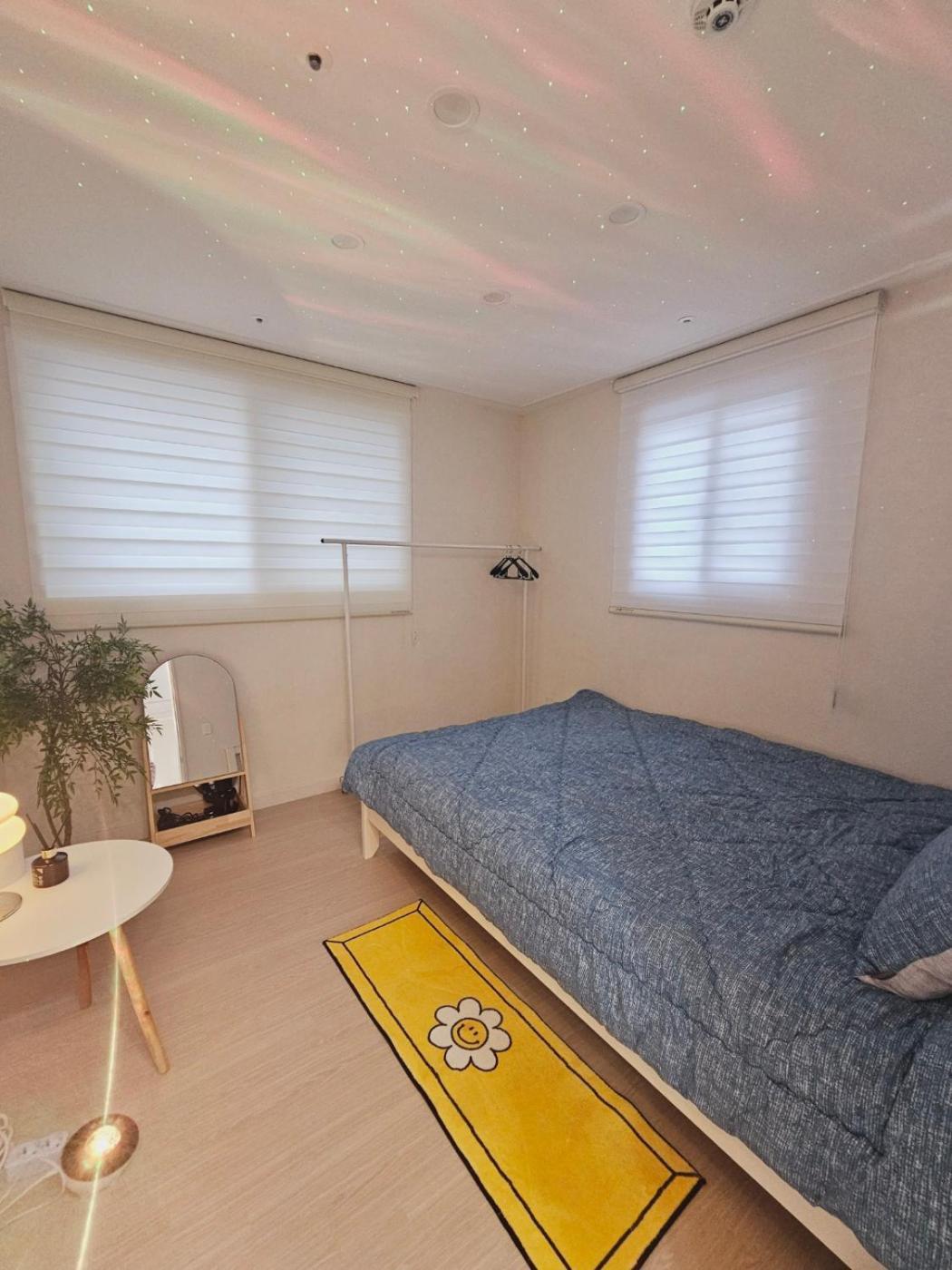 Vila Gamseong Mood House With Full Options, Two Rooms, Near Kkachisan Double Station *
