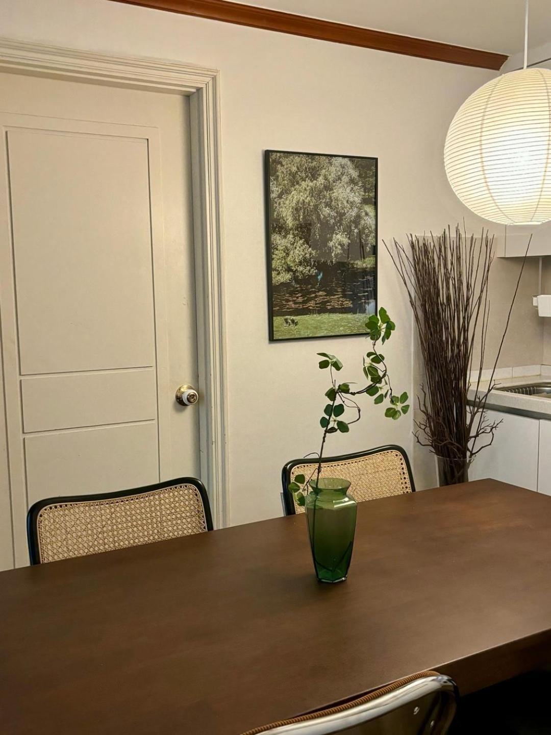 5 Minutes From Isoo Station, 3 Rooms, 4 Beds, 10 Minutes From Gangnam Station Seoul