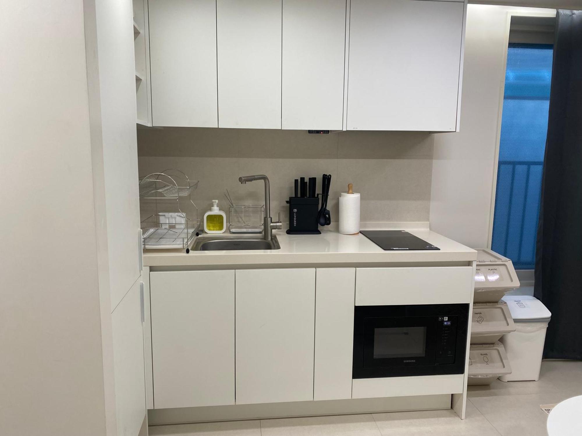 Zest Jamsil Apartment Seoul