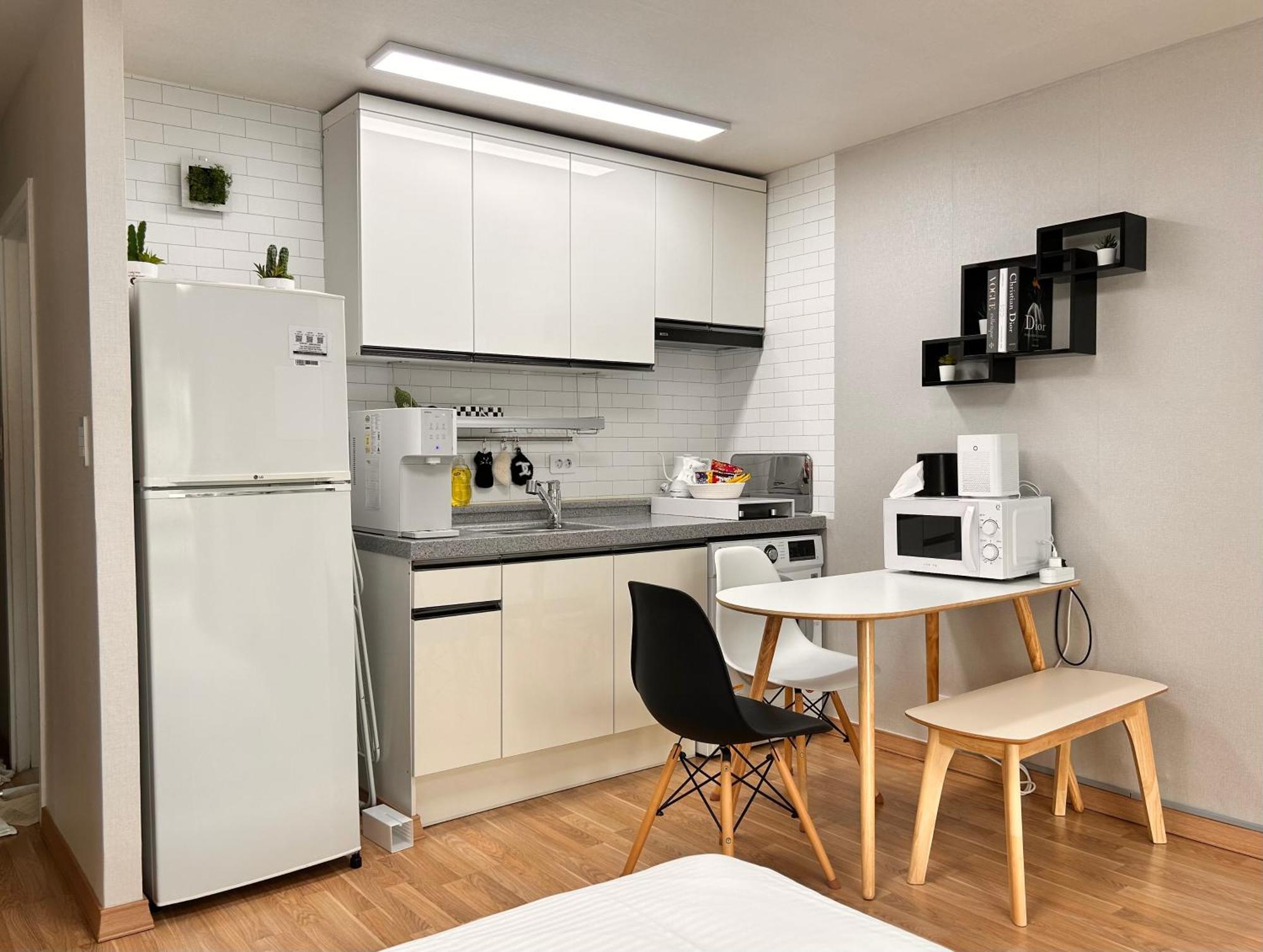 Apartment With Hongdae