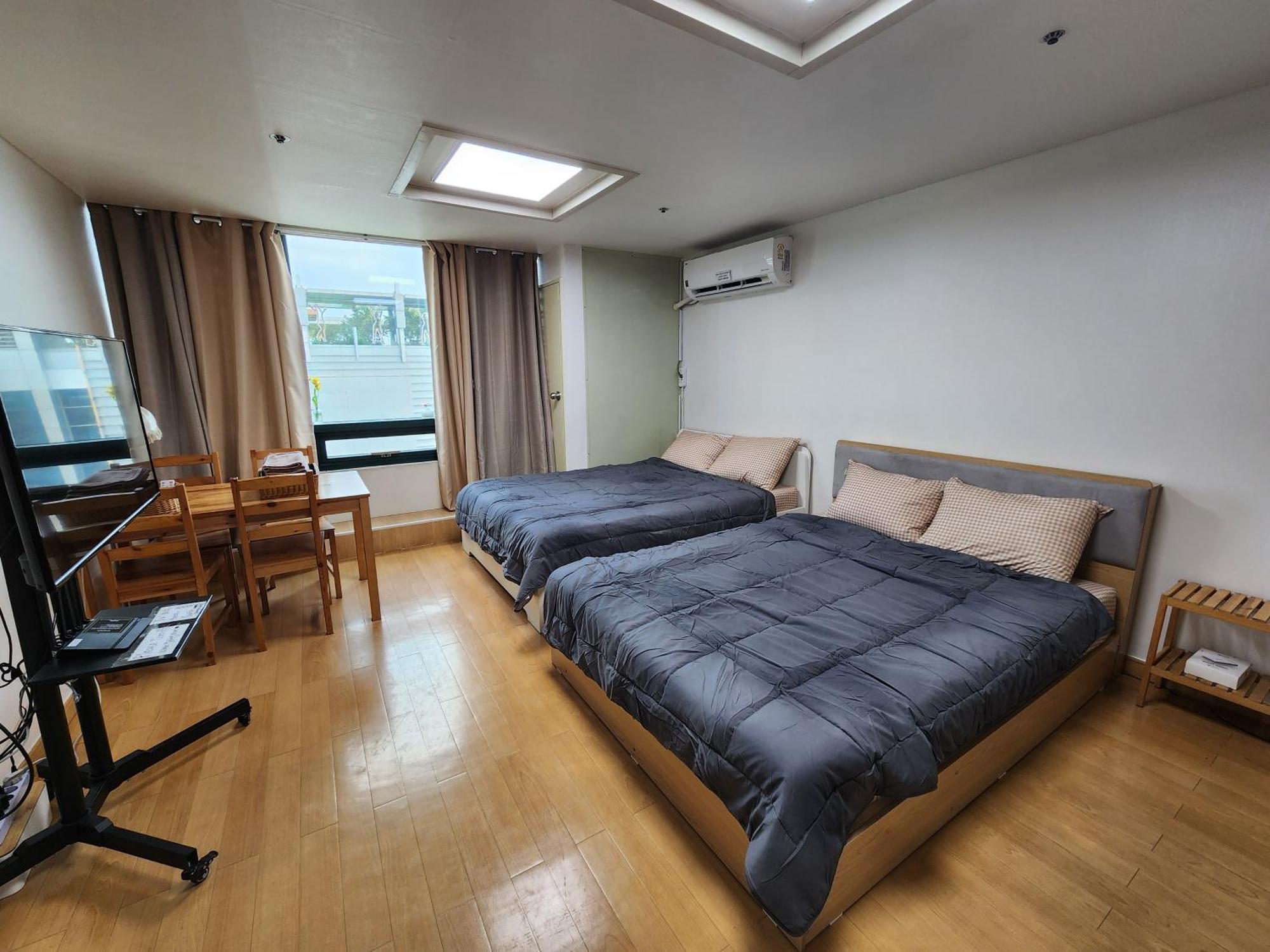 Hongdae Loading Apartment
