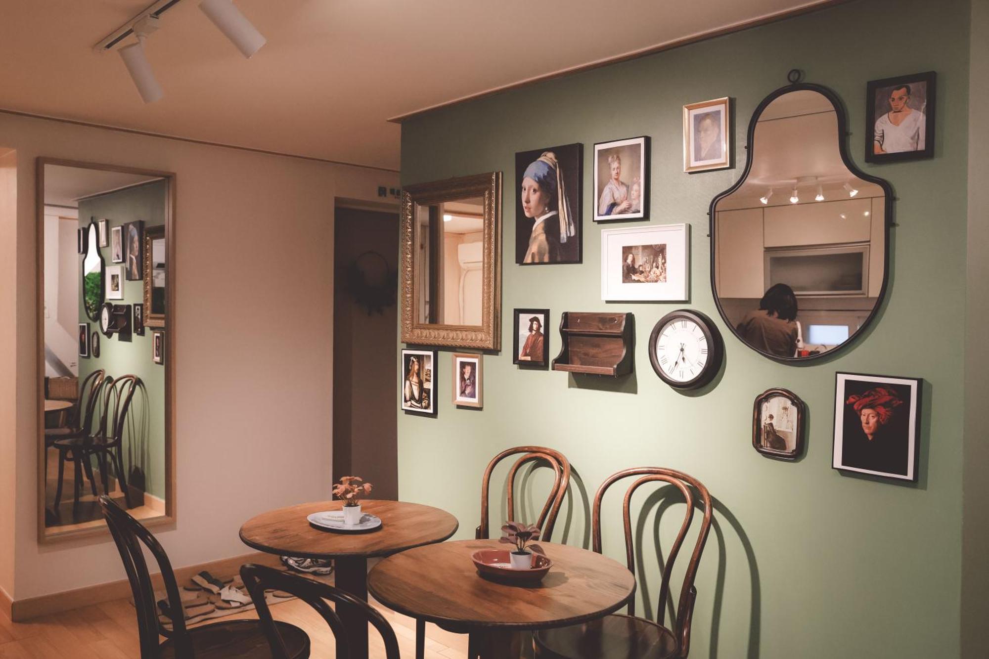 Boutique Duplex Apartment Seoul