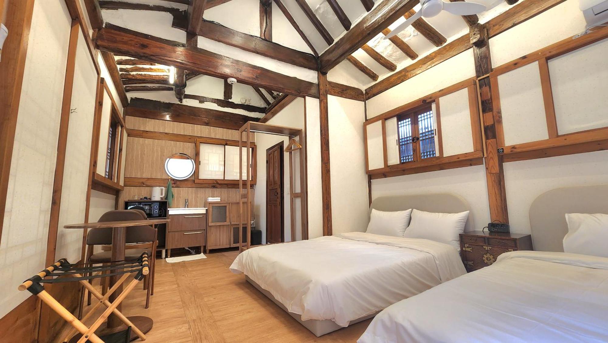 Guest house Haemil By 42