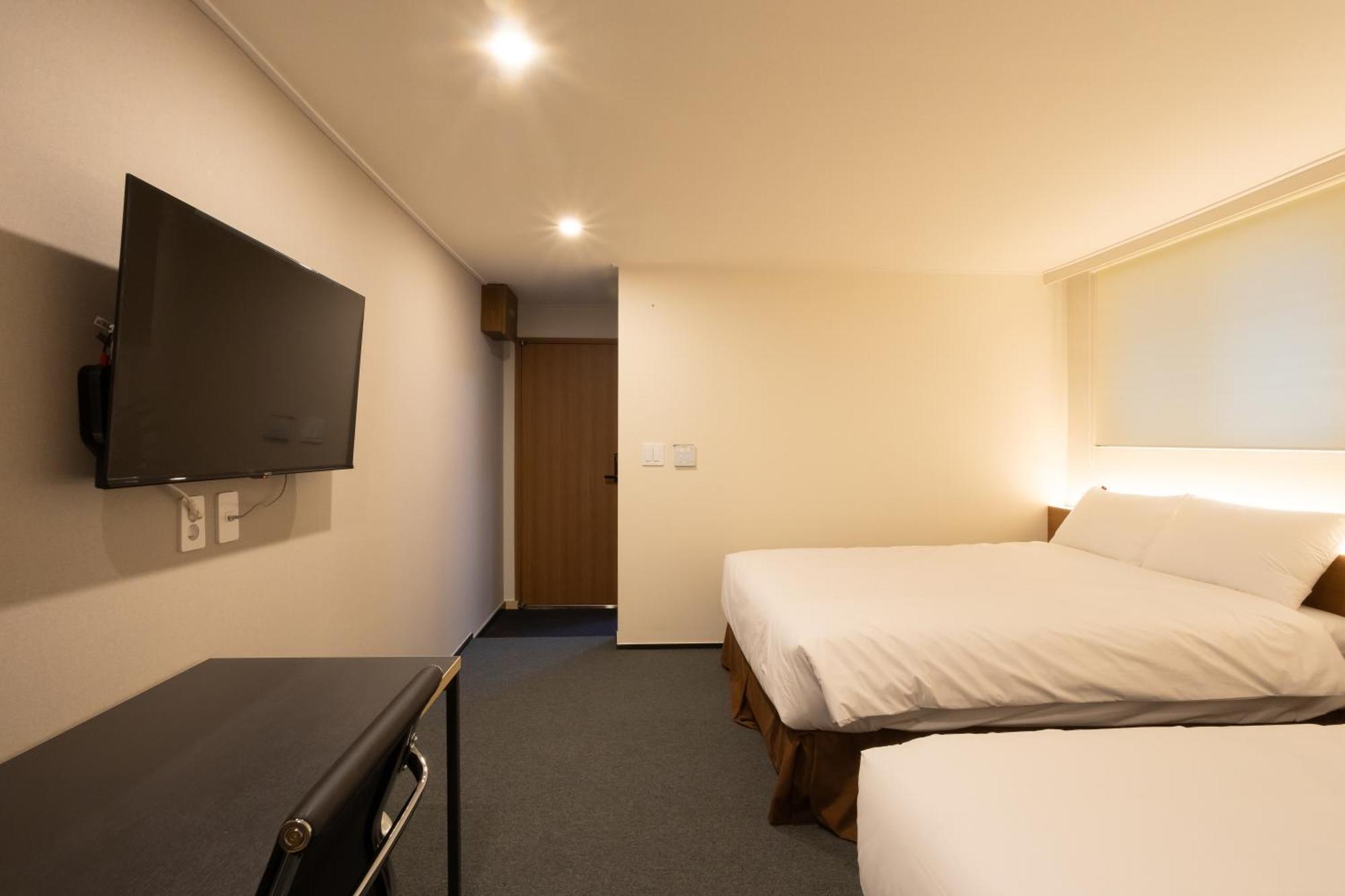 Maple Mansion Hongdae Guest house *