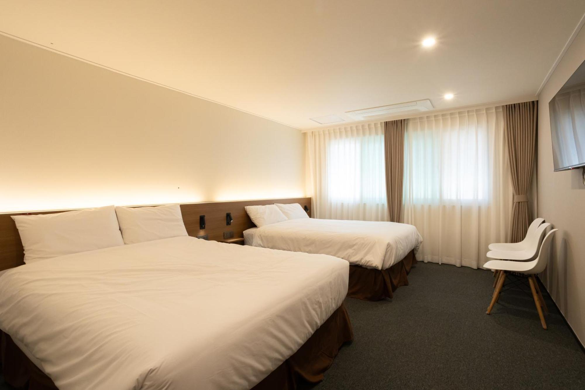 Guest house Maple Mansion Hongdae Seoul