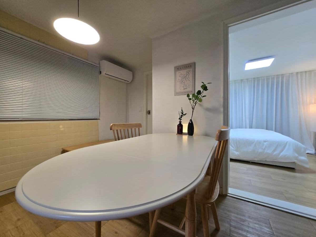 Apgujeong Dosan Jthestay * Seoul