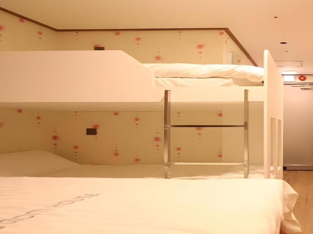 Myeongdong Mom House