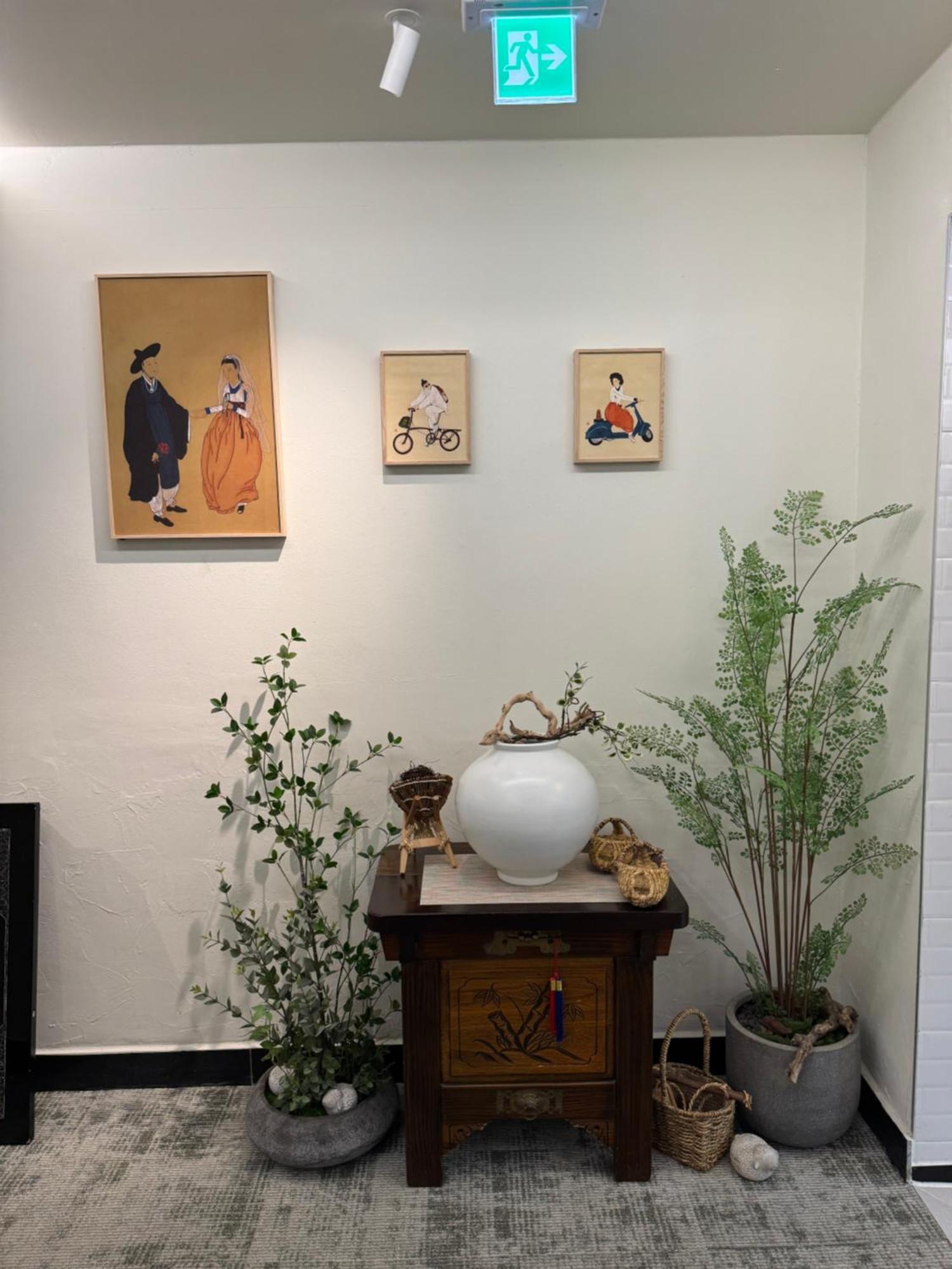 Ikseon Atelier *
