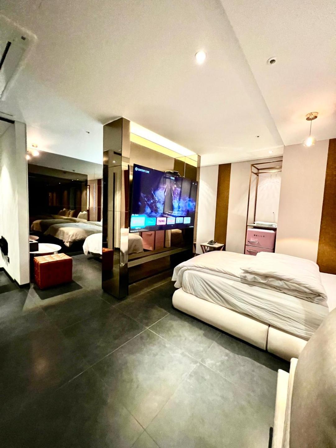 Yeoksam Lumiere Hotel 3*