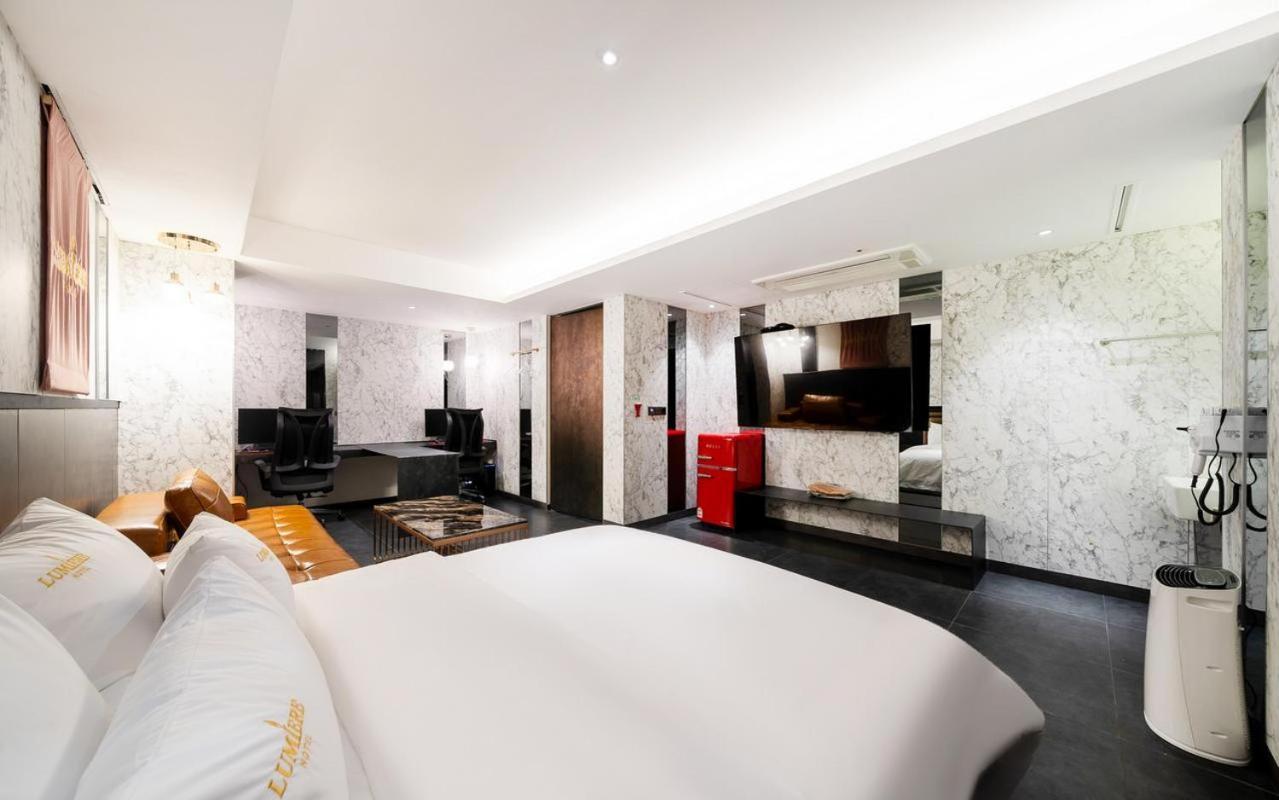 Yeoksam Lumiere Hotel 3*