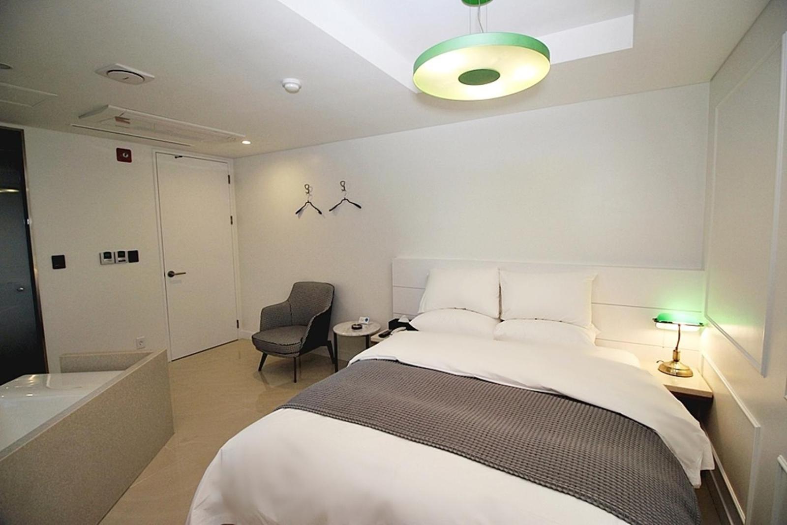 Hapjeong Circle Hotel Seoul