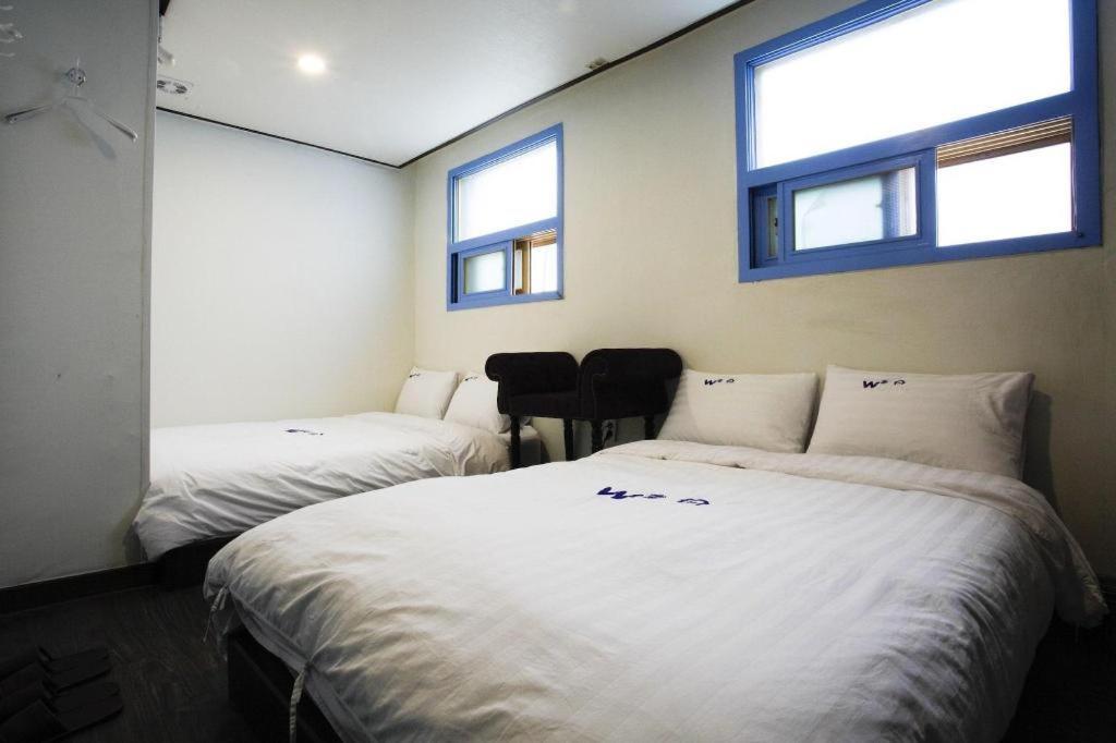 Hotel W Mini