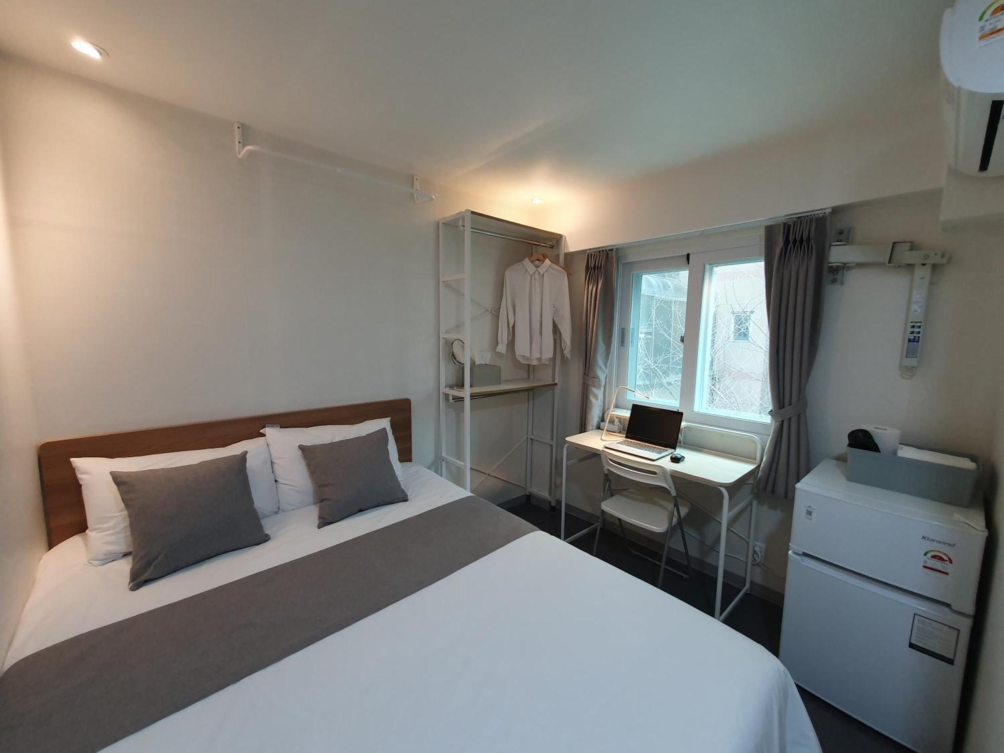 Beyond Jongno Hotel 2*