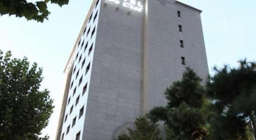 motel De Ciel 2*