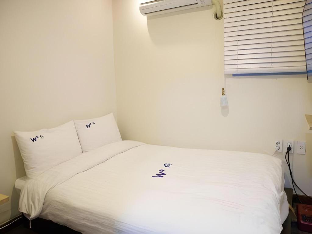 W Mini 2* Seoul