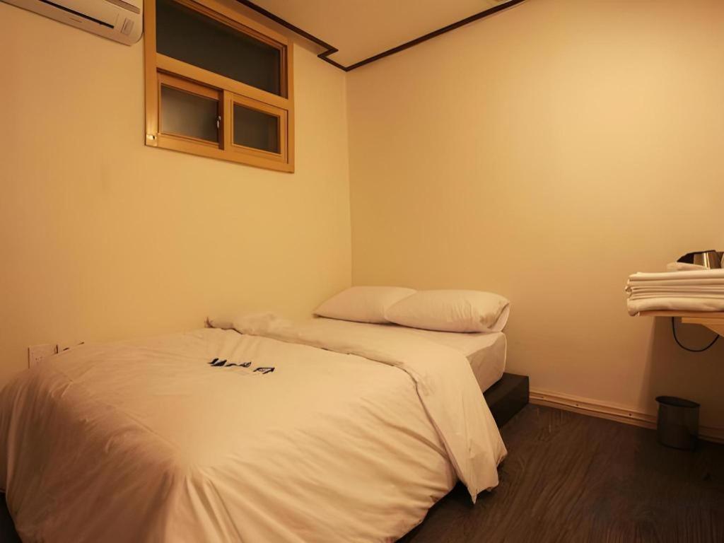 W Mini 2* Seoul
