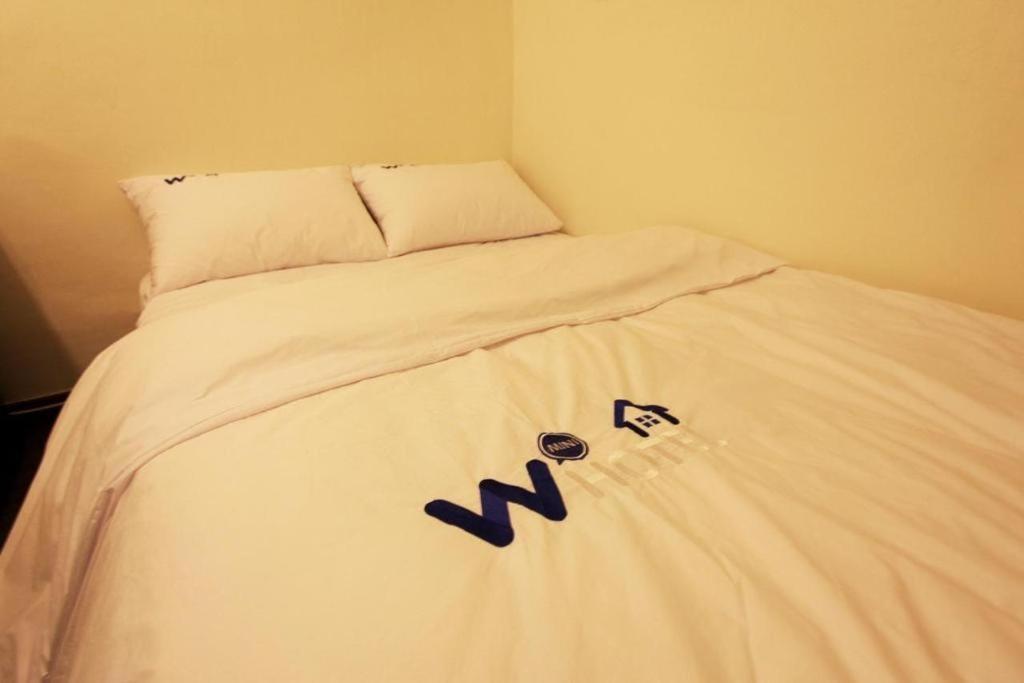 W Mini